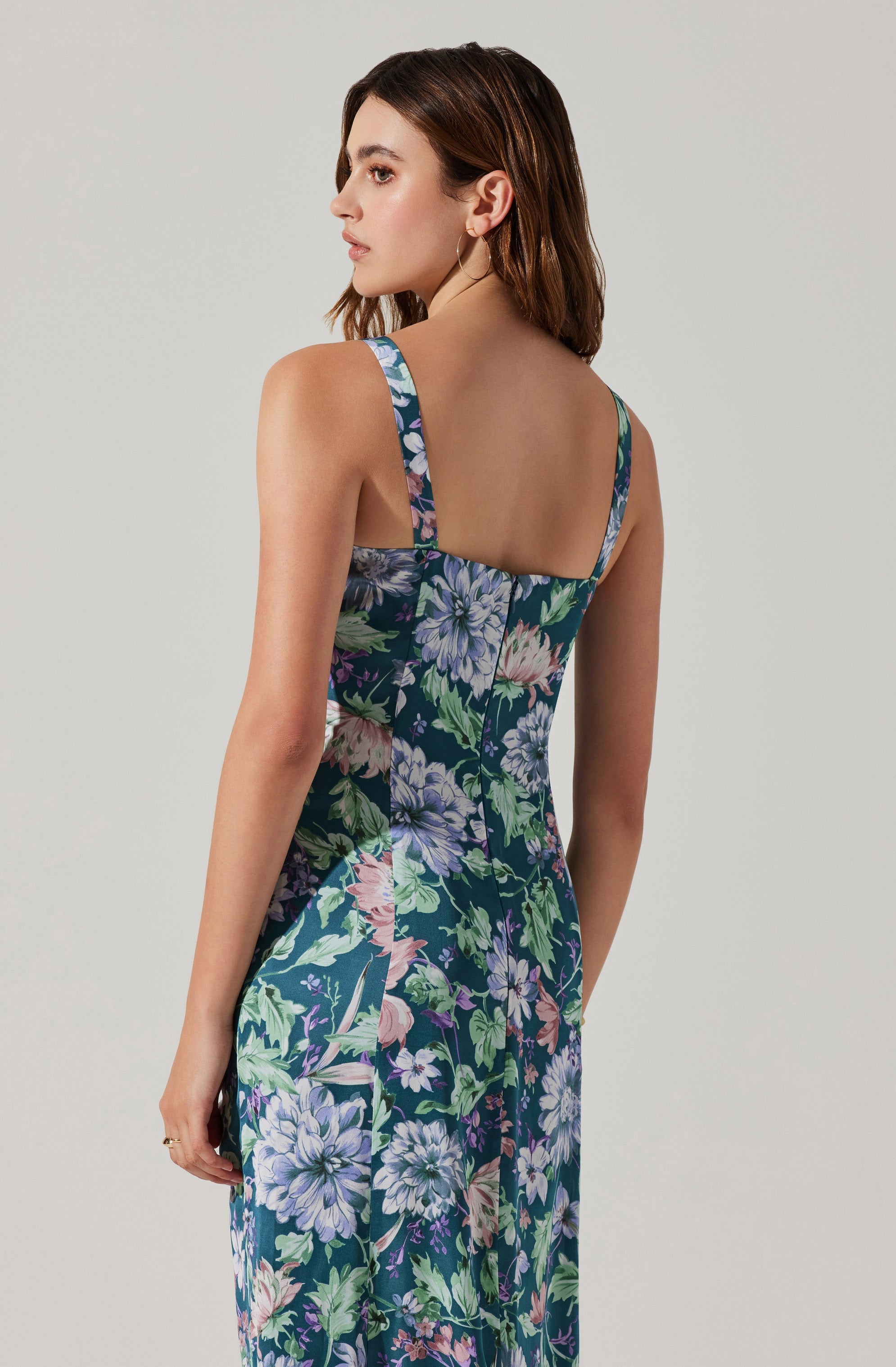 Cutout Ruched Maxi Dress-Aljck