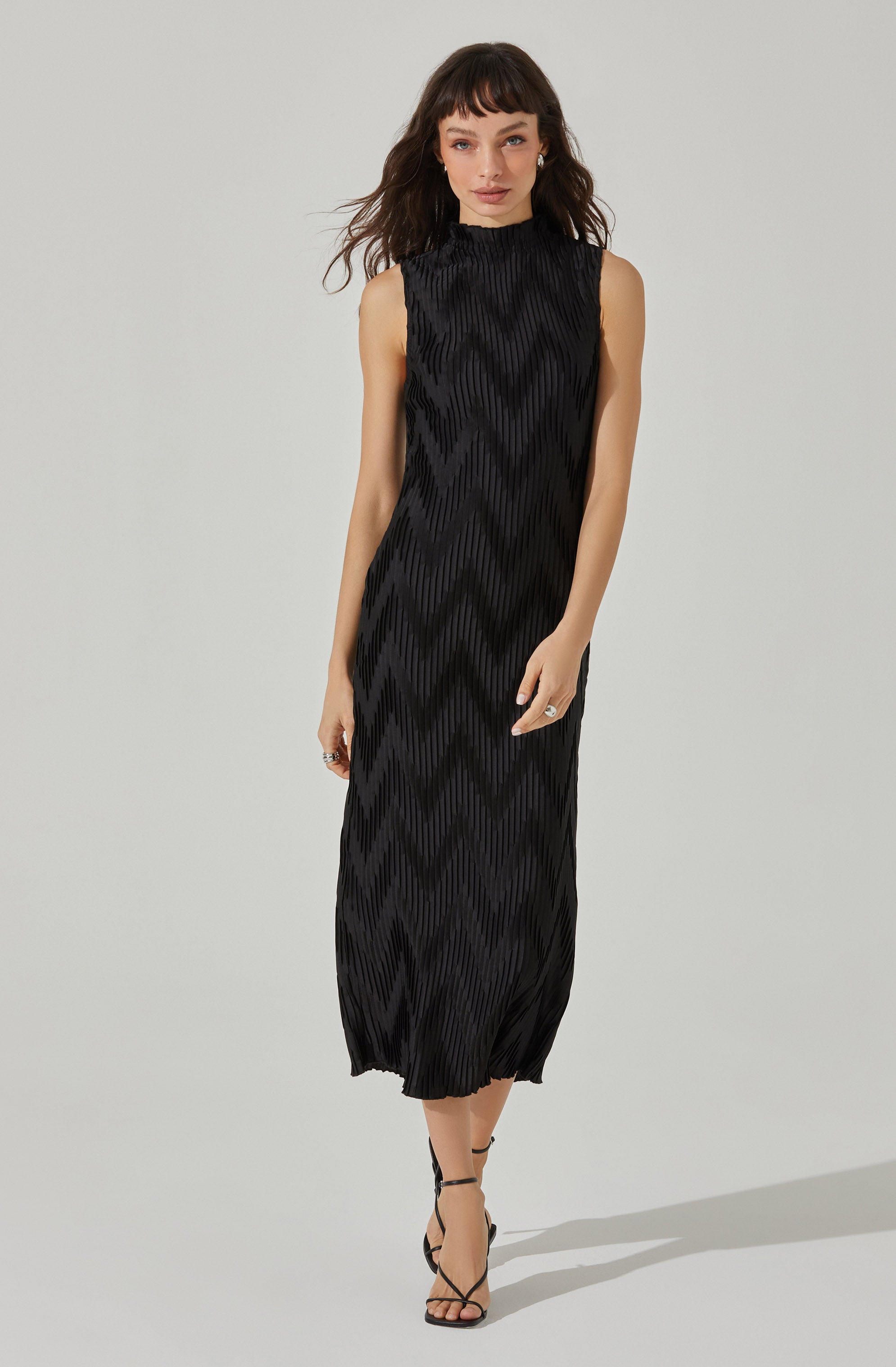 Textured Plisse Mock Neck Midi Dress-Aljck
