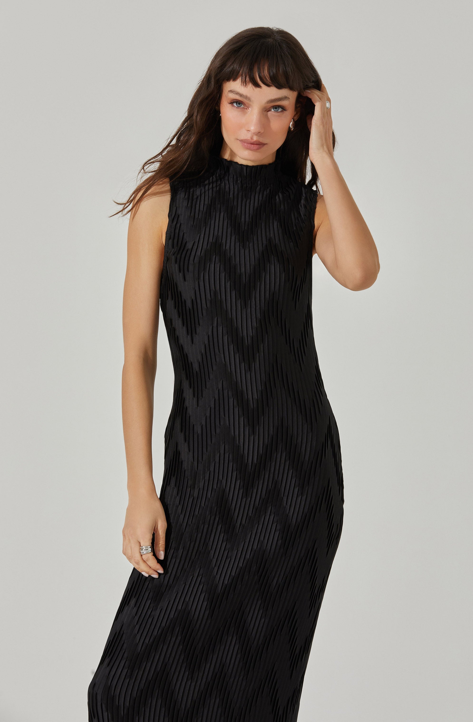 Textured Plisse Mock Neck Midi Dress-Aljck