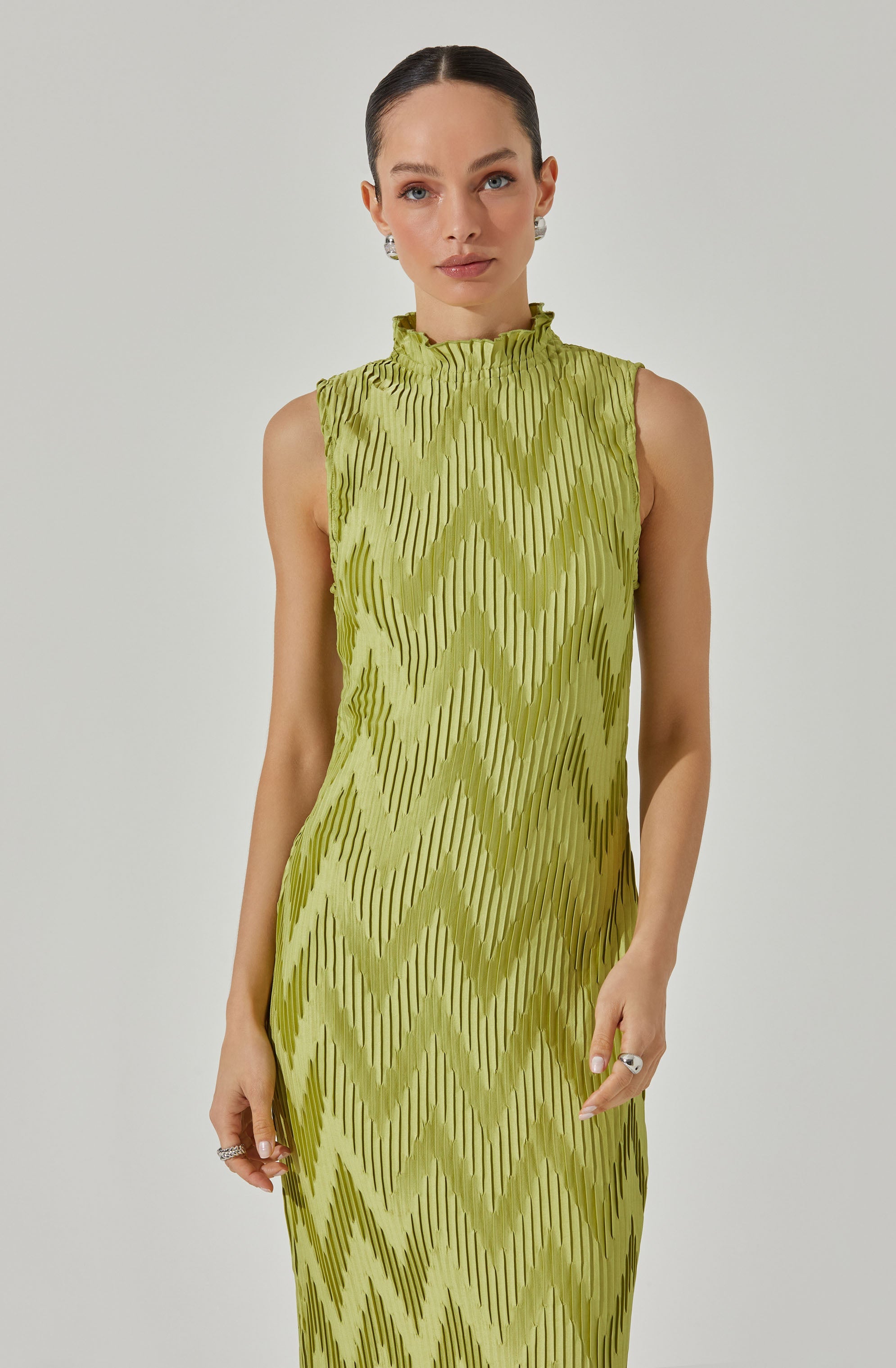 Textured Plisse Mock Neck Midi Dress-Aljck