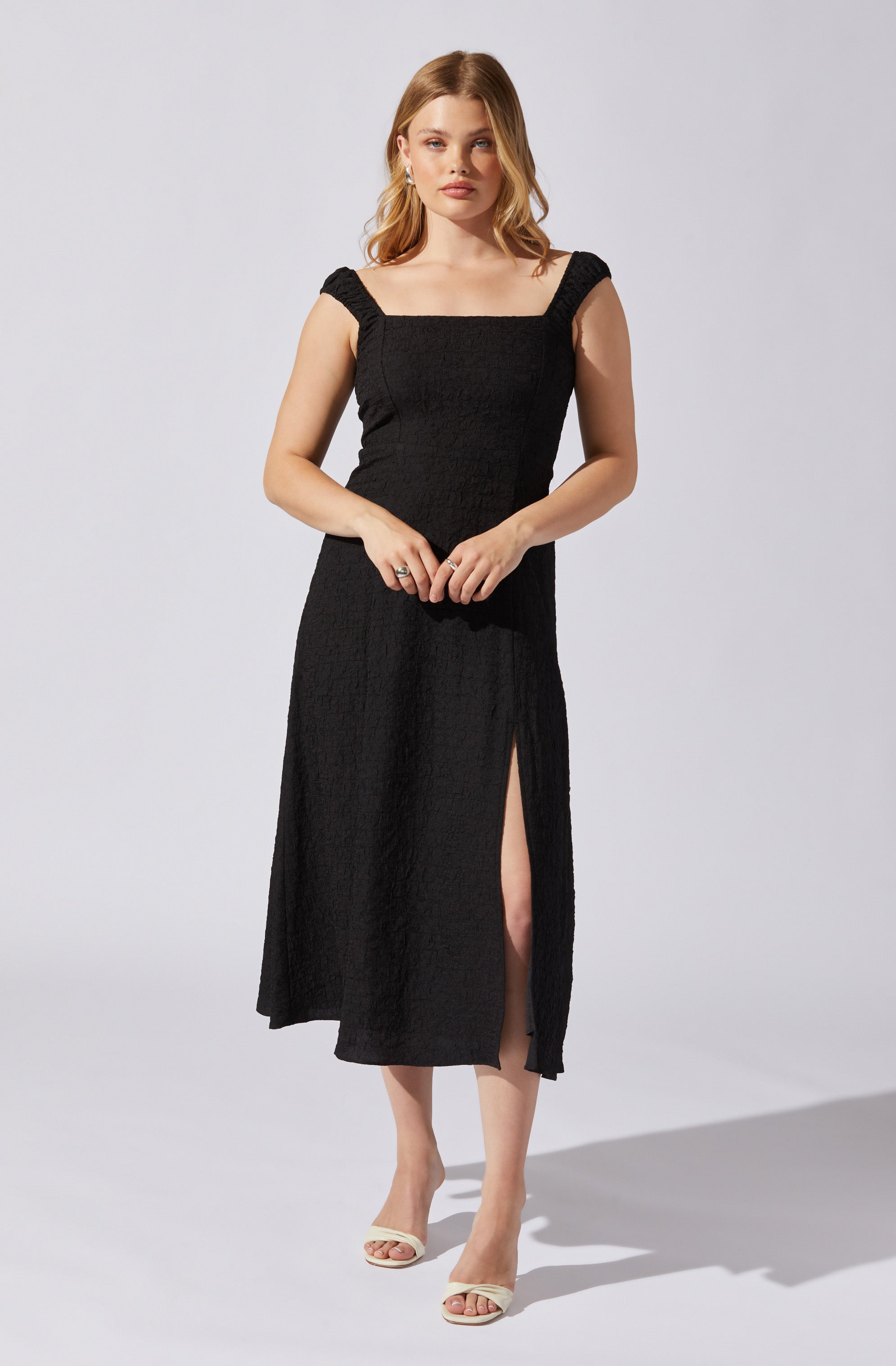 Crinkle Shoulder Midi Dress-Aljck