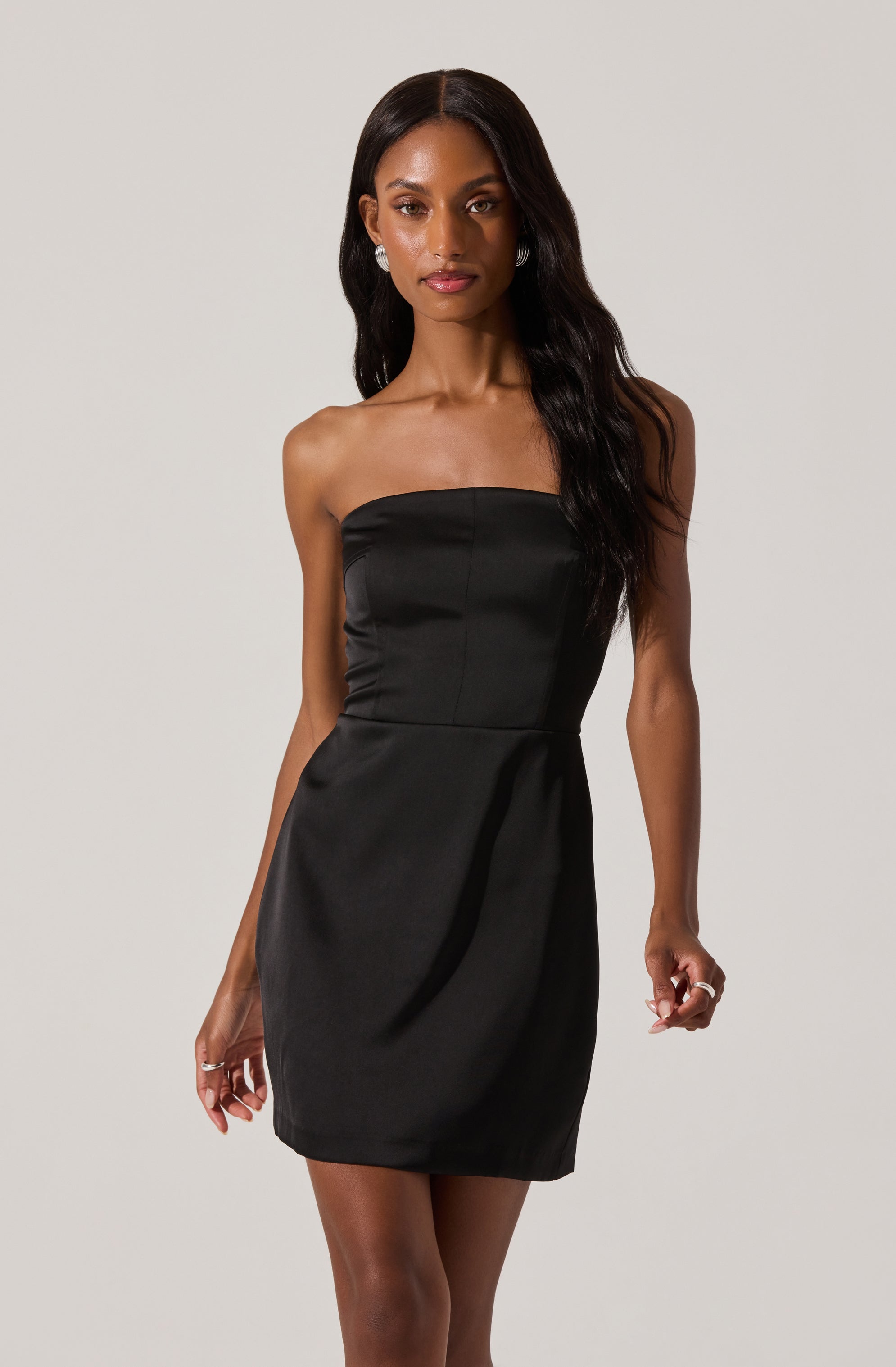 Satin Strapless Mini Dress-Aljck