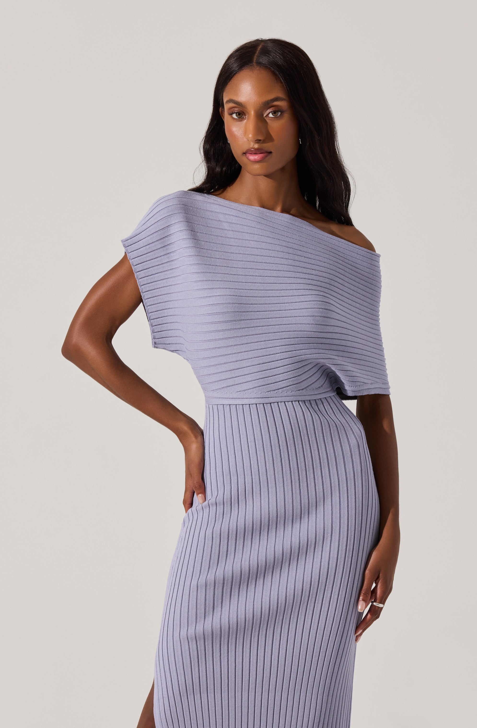 Wide ribbed sweater dress-Aljck