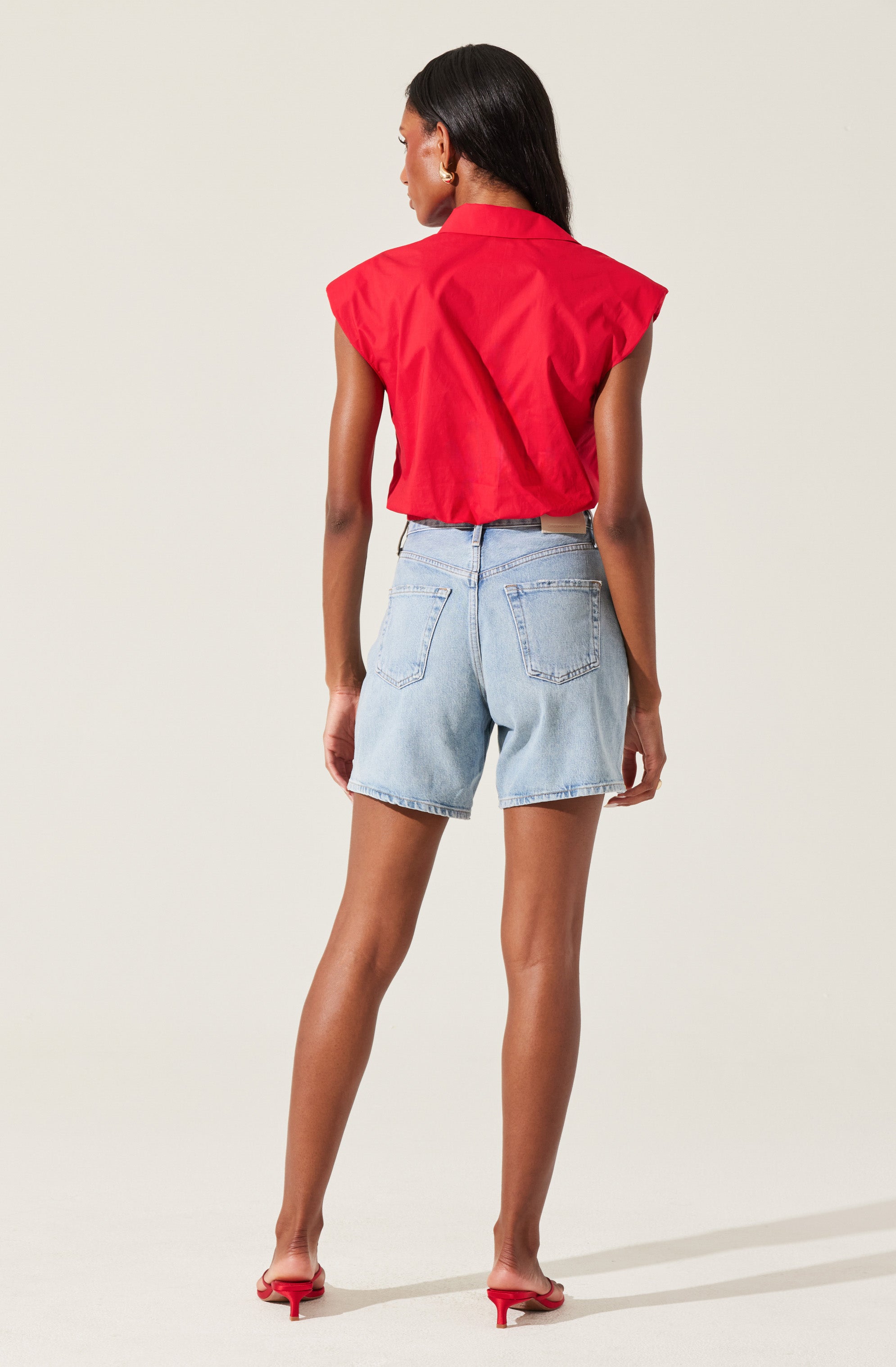 Twist Front Button Up Top-Aljck