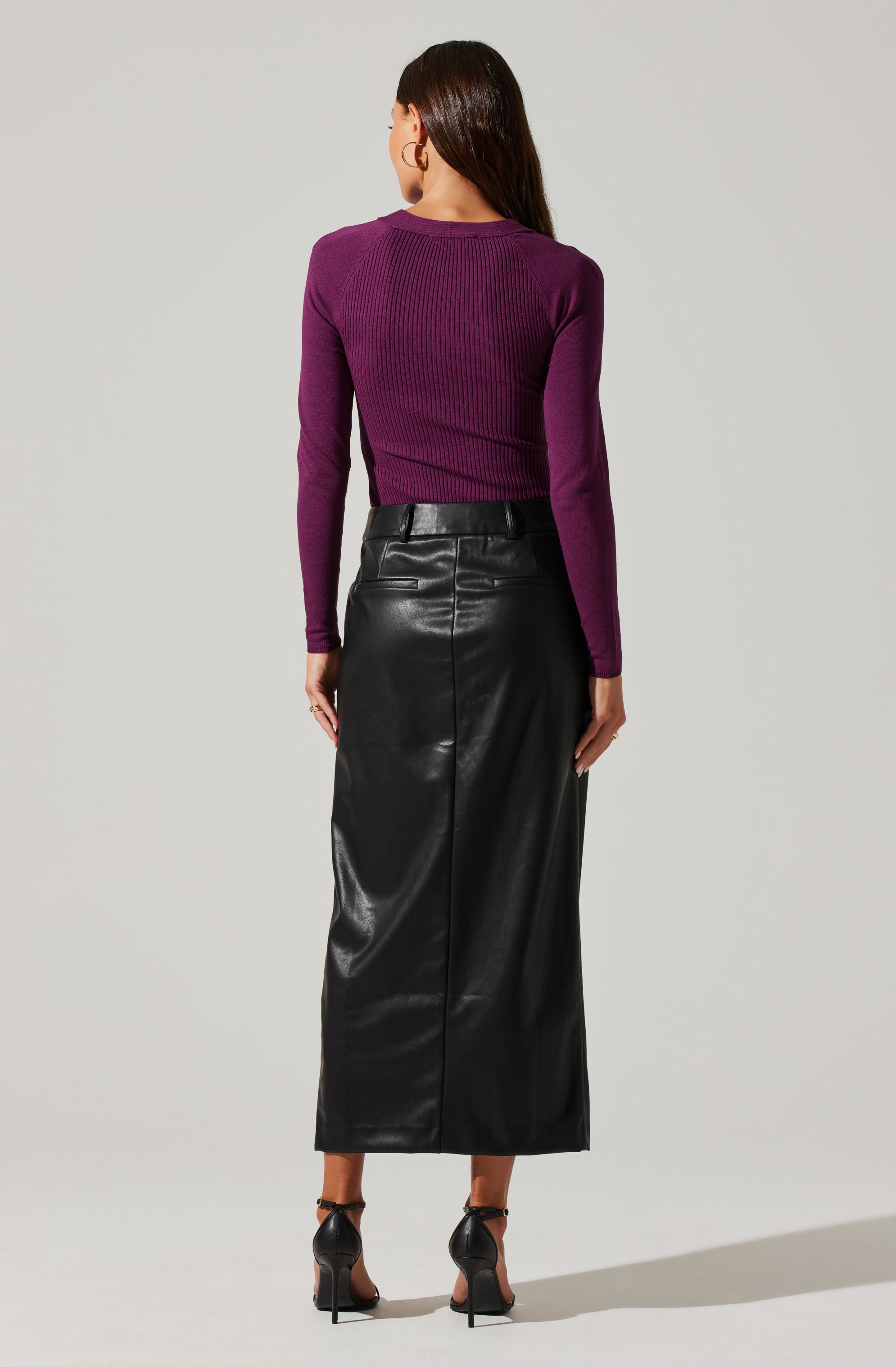 Low Rise Faux Leather Midi Skirt-Aljck