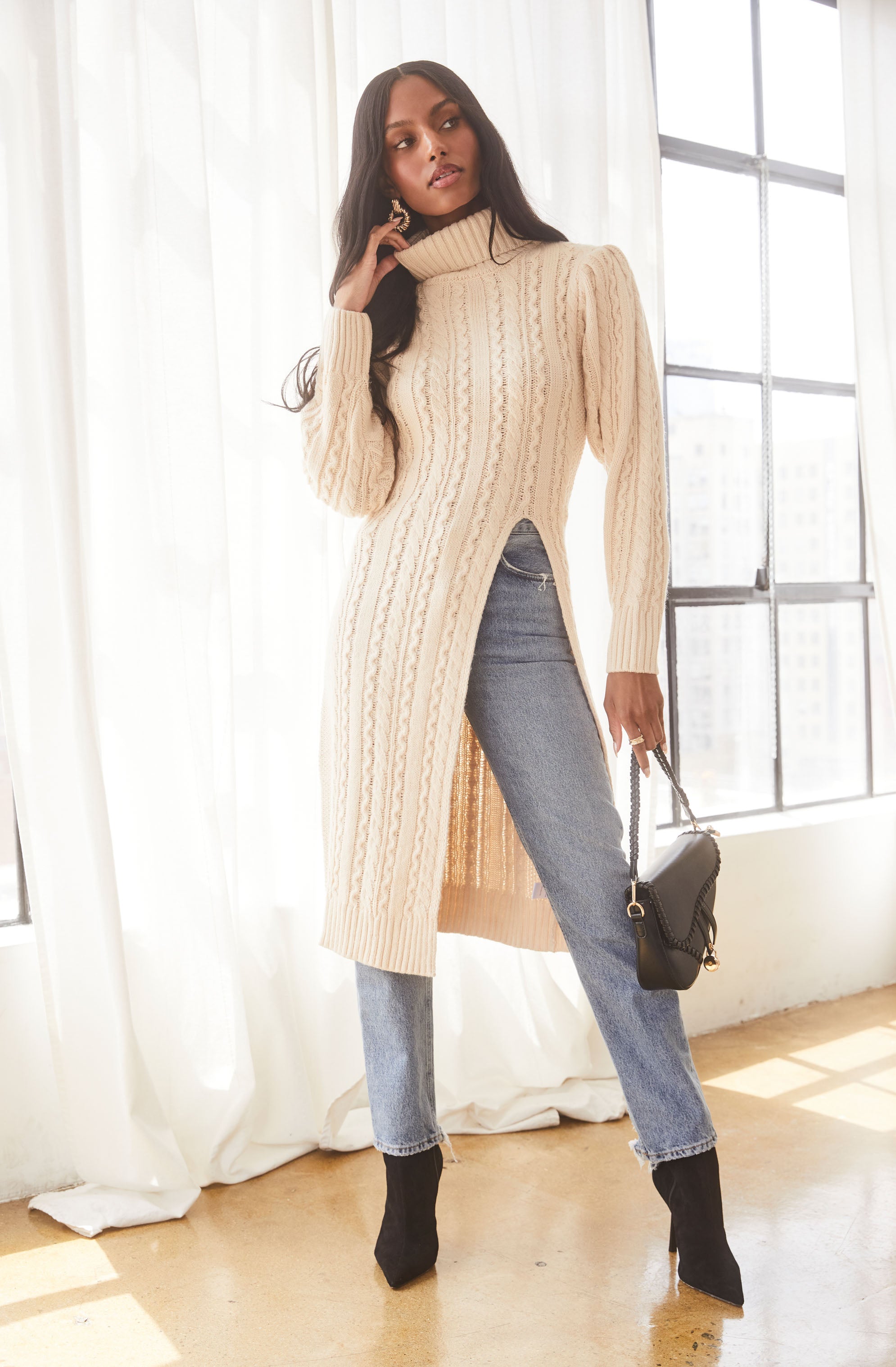 Hi Slit Cable Knit Sweater-Aljck