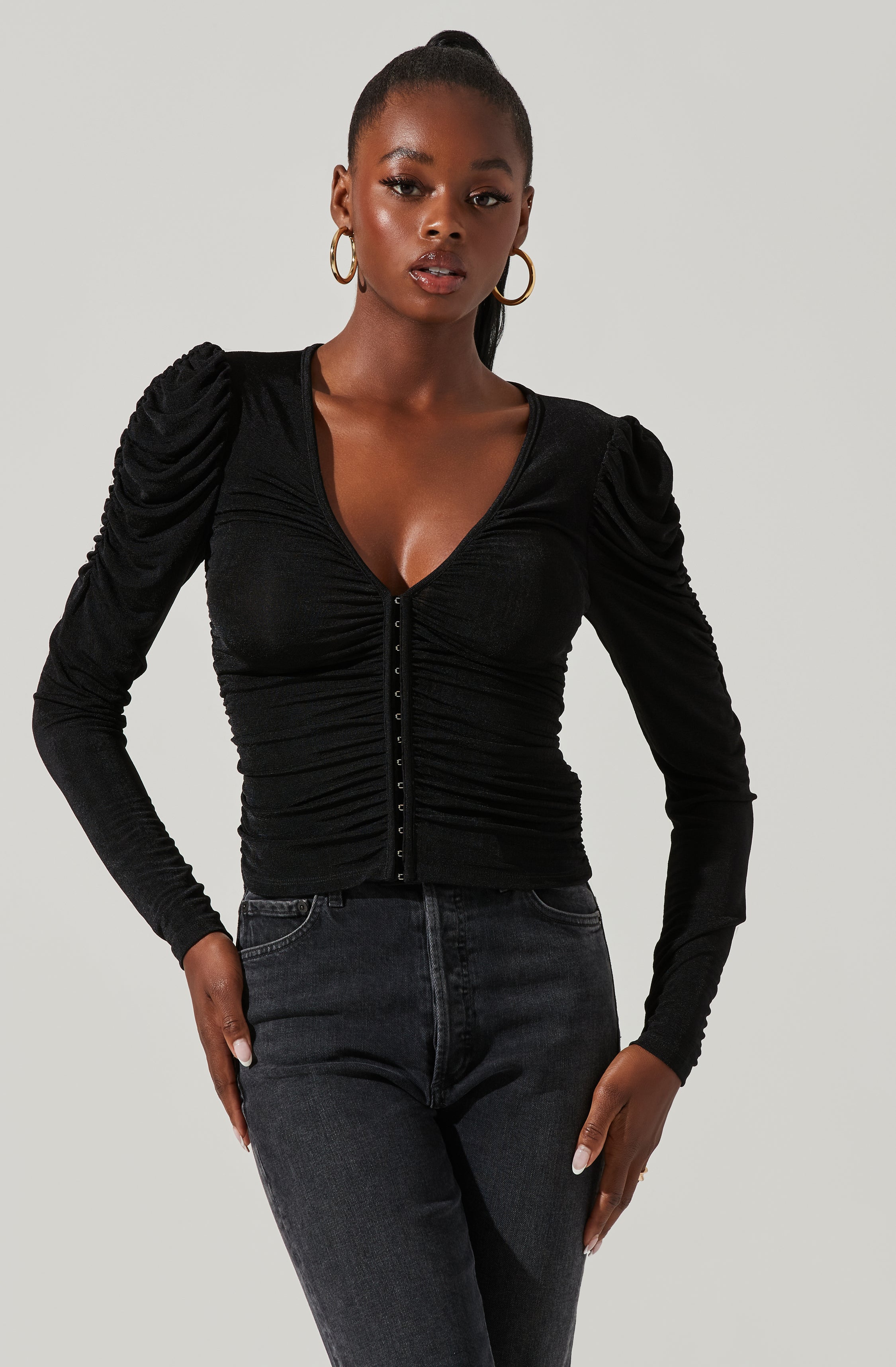 Ruched Front Long Sleeve Top-Aljck