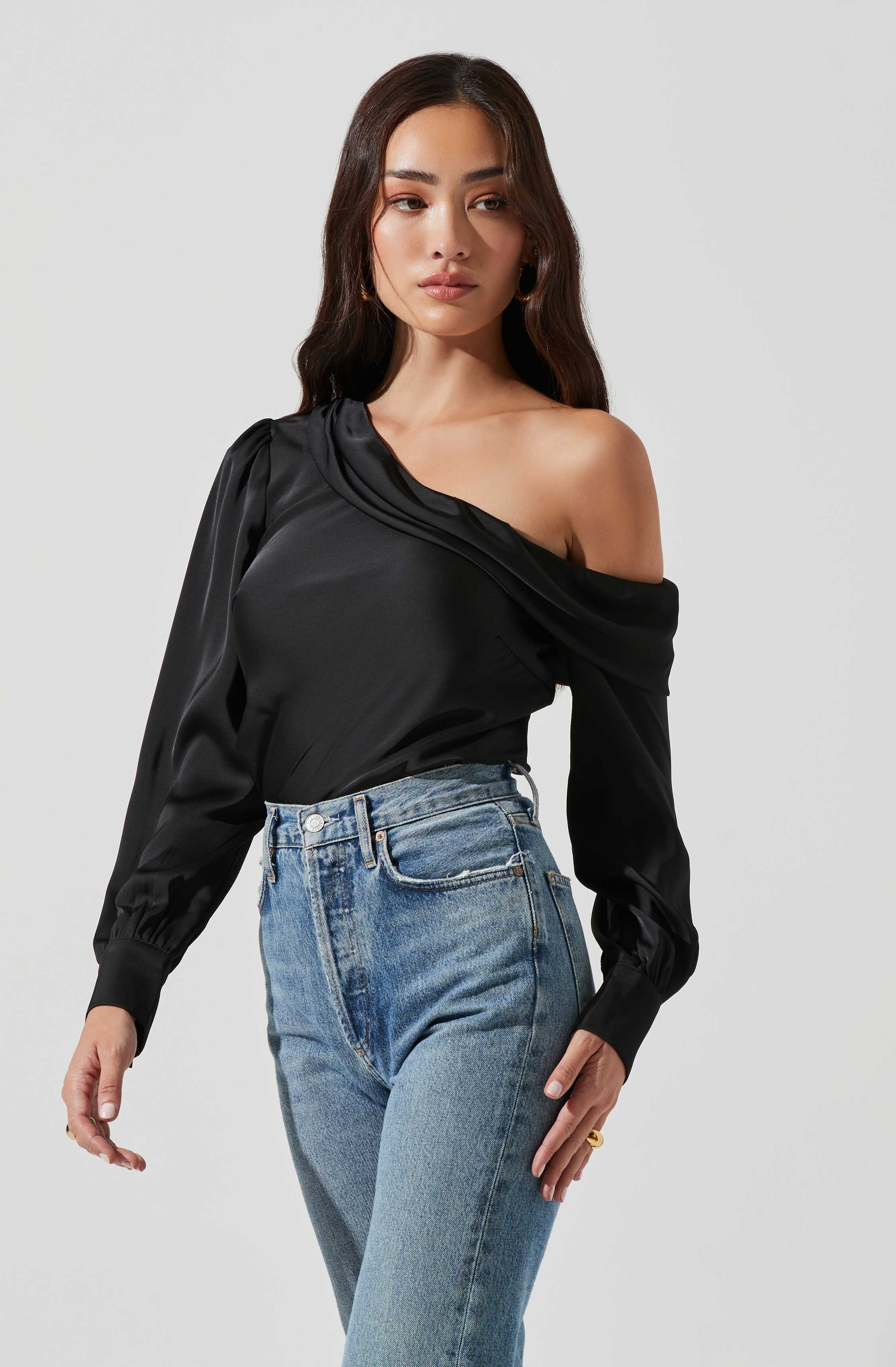 Ellen Draped Off Shoulder Long Sleeve Top-Aljck