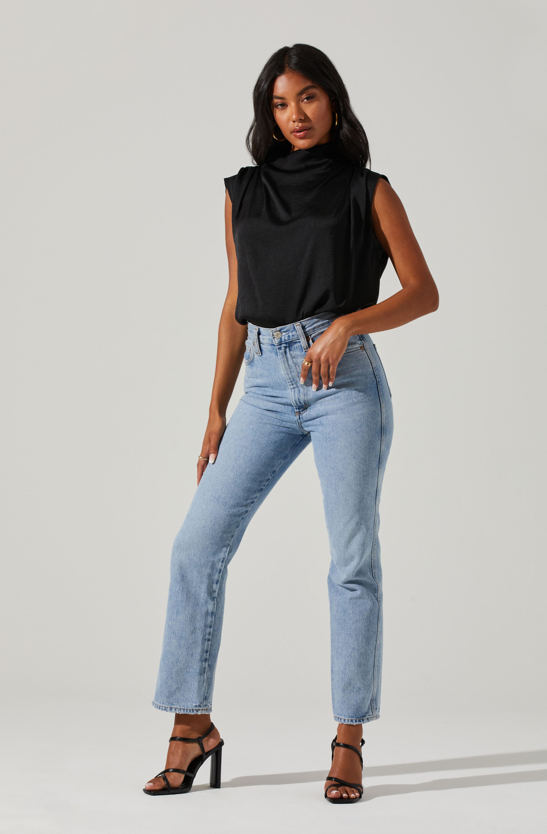Cowl Neck Sleeveless Top-Aljck