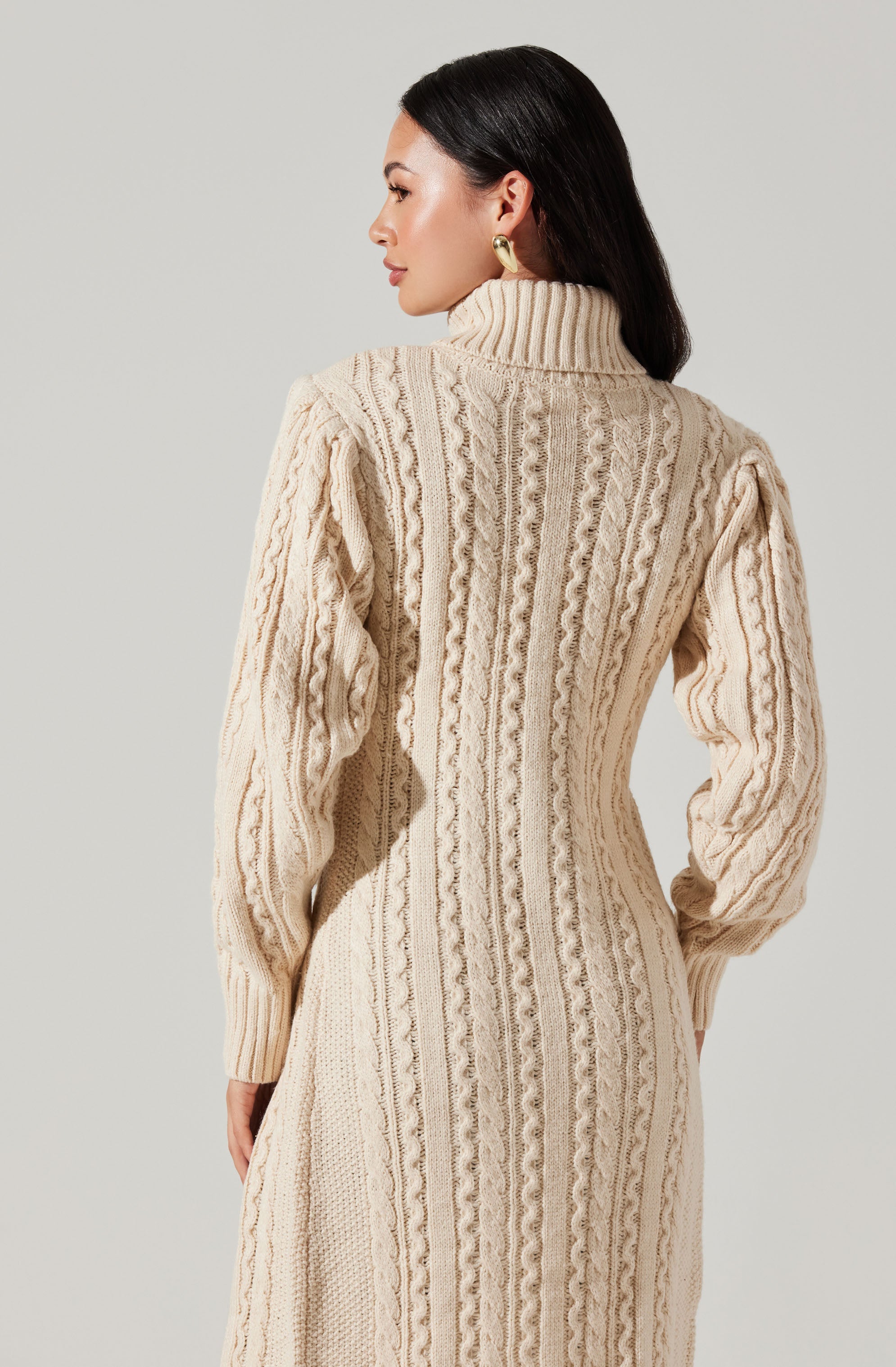 Hi Slit Cable Knit Sweater-Aljck