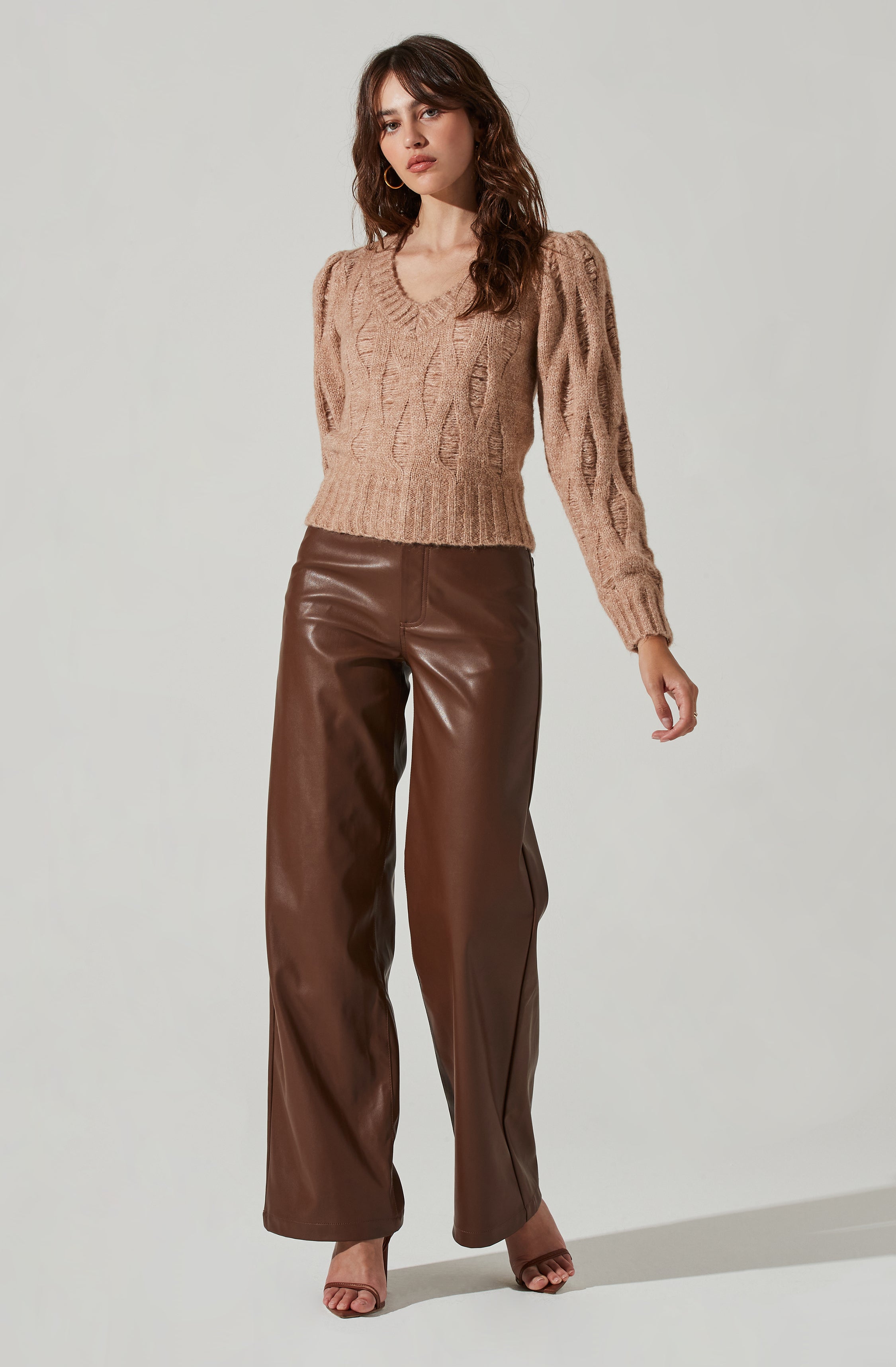 Distressed Cable Knit Sweater-Aljck