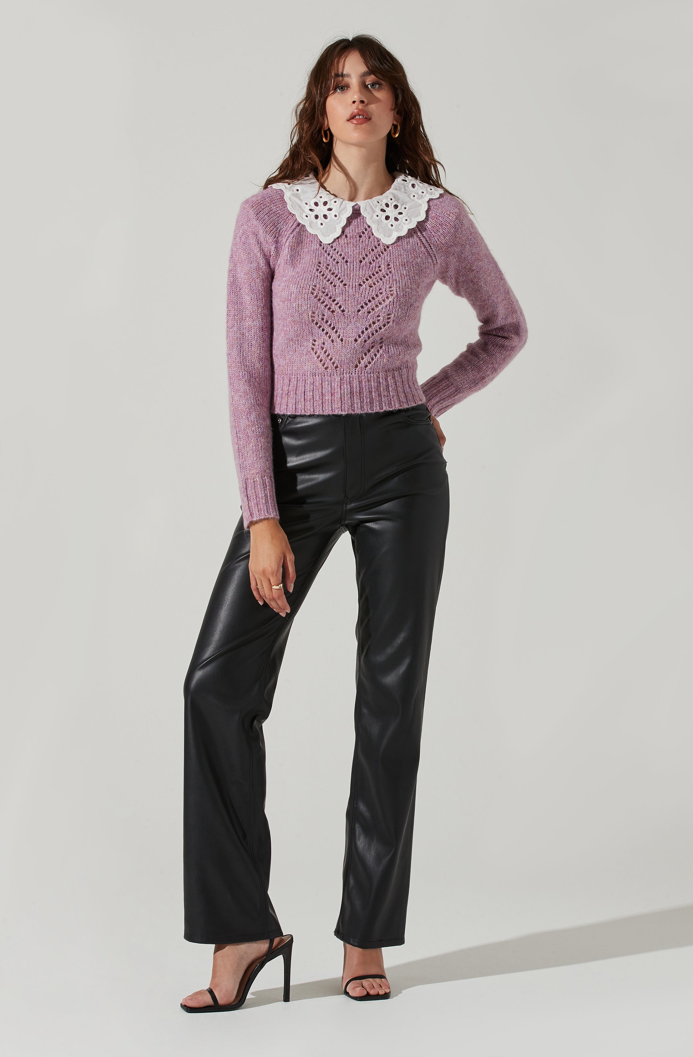 Embroidered Collar Sweater-Aljck
