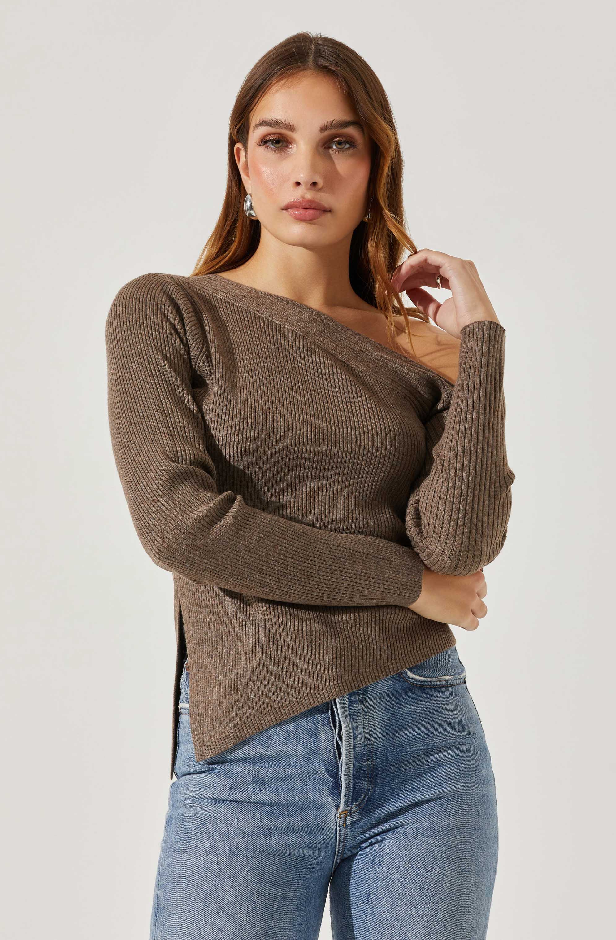 Aldari Off Shoulder Ribbed Sweater-Aljck