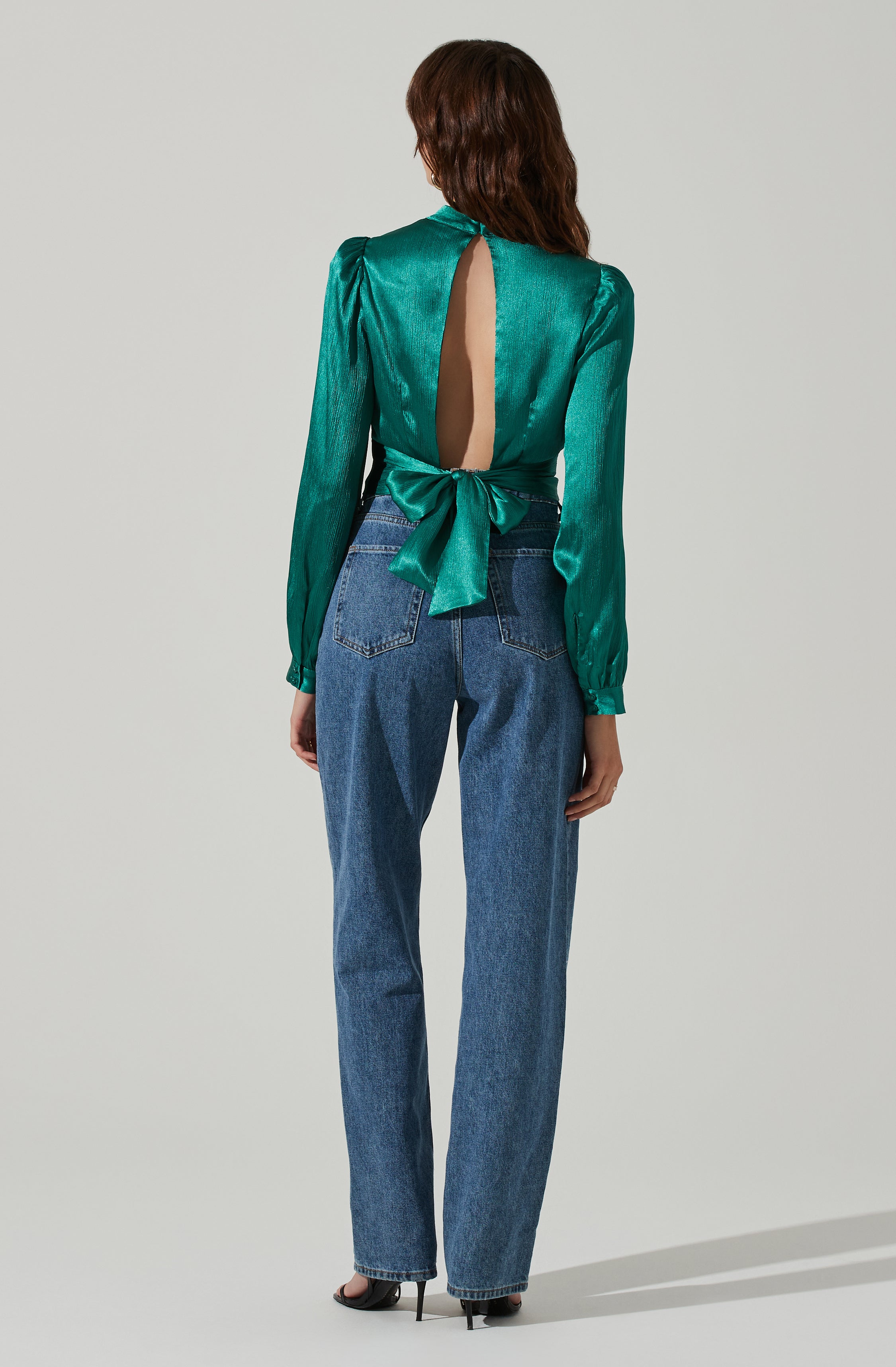 Long Sleeve Mock Neck Open Tie Back Top-Aljck