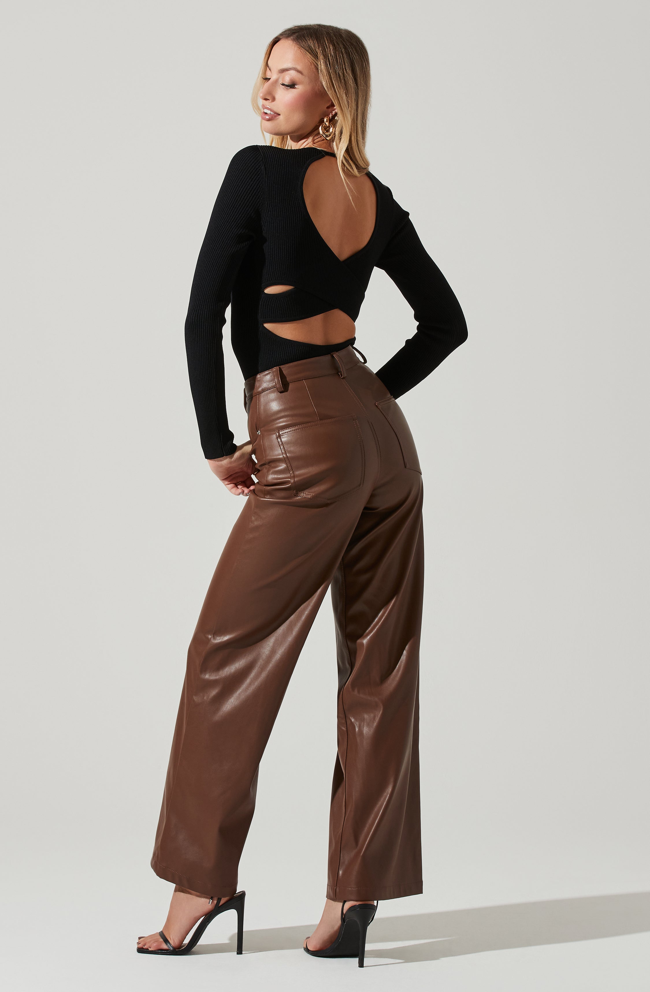 Kimora Back Cutout Long Sleeve Sweater Bodysuit-Aljck