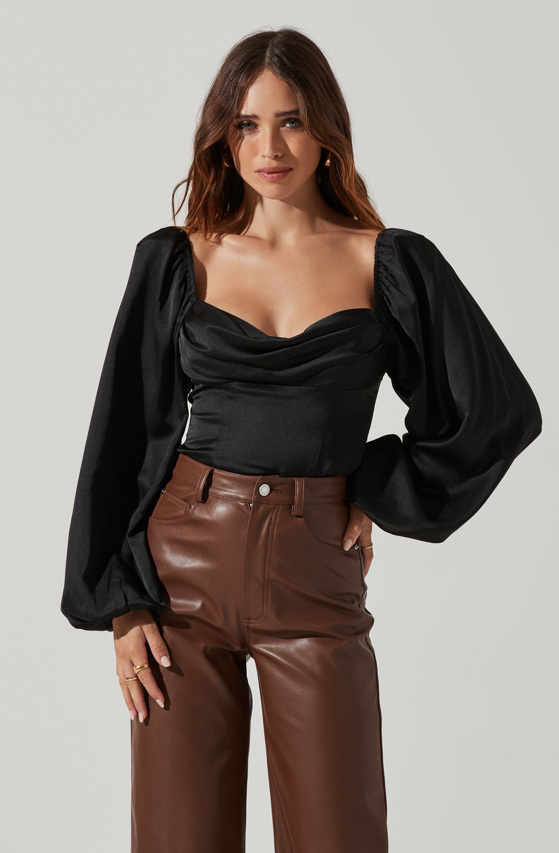 Arleth Satin Sweetheart Long Sleeve Top-Aljck