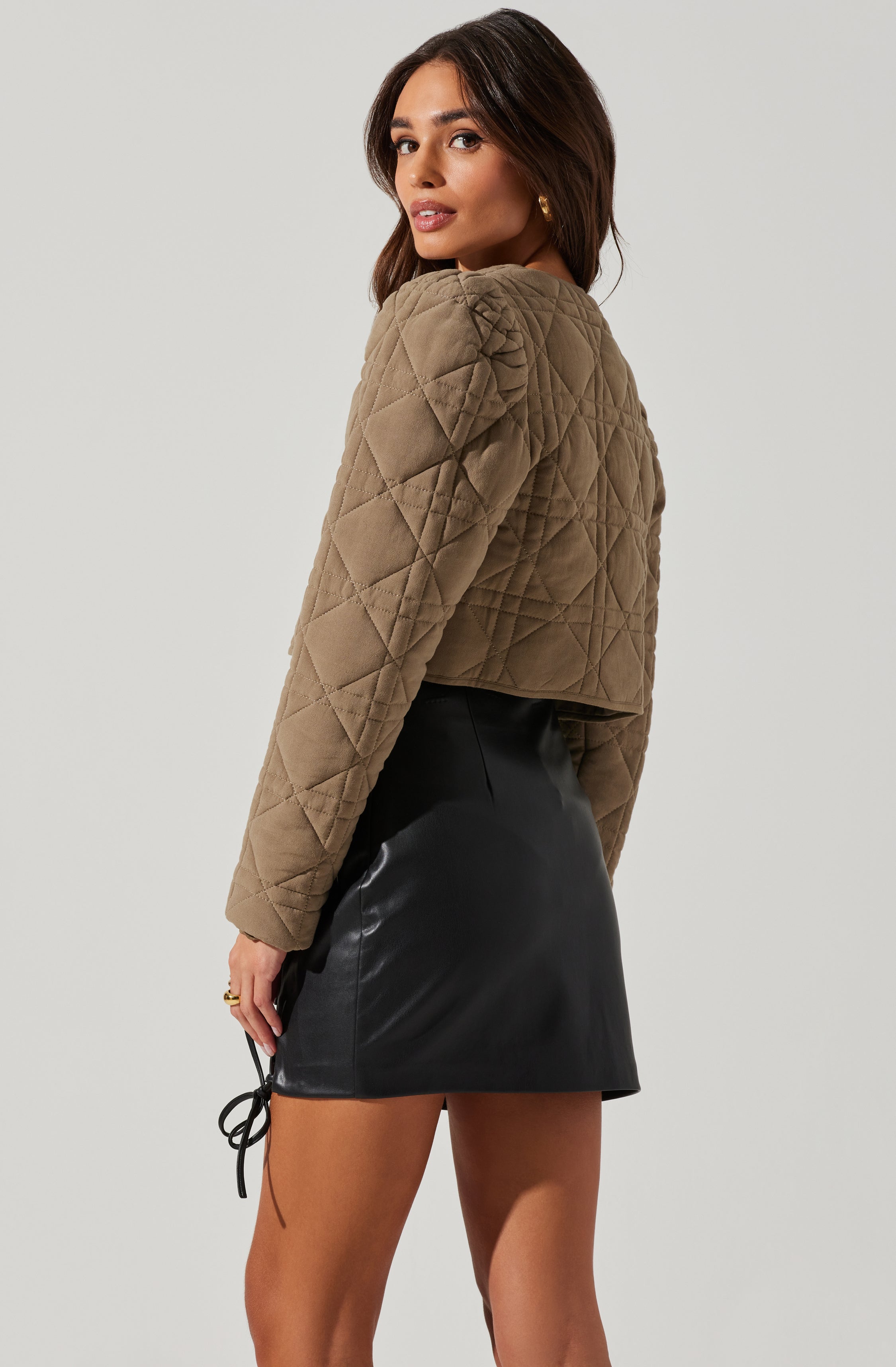 Lucia Quilted Cropped Puff Sleeve Jacket-Aljck