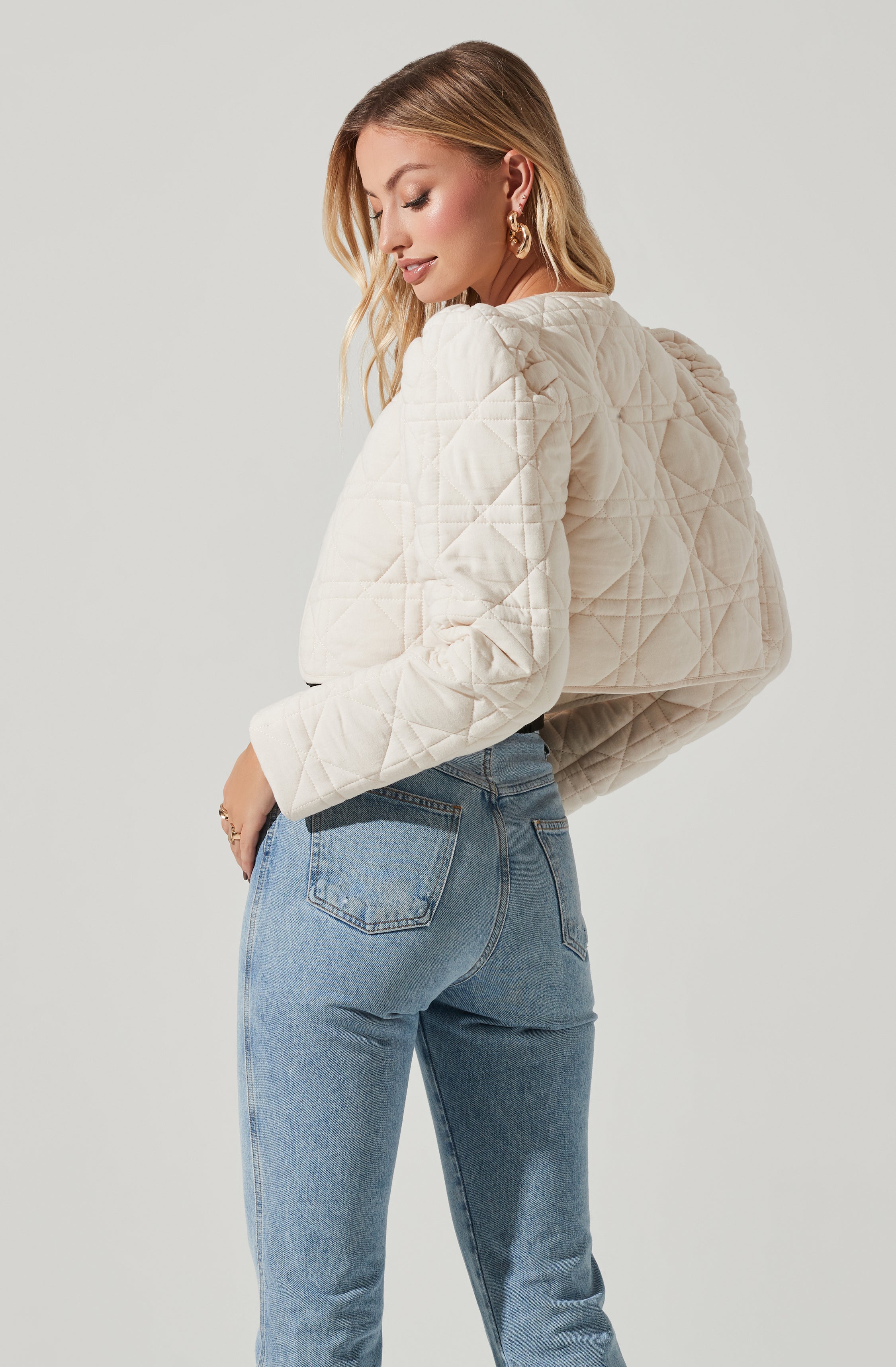 Lucia Quilted Cropped Puff Sleeve Jacket-Aljck
