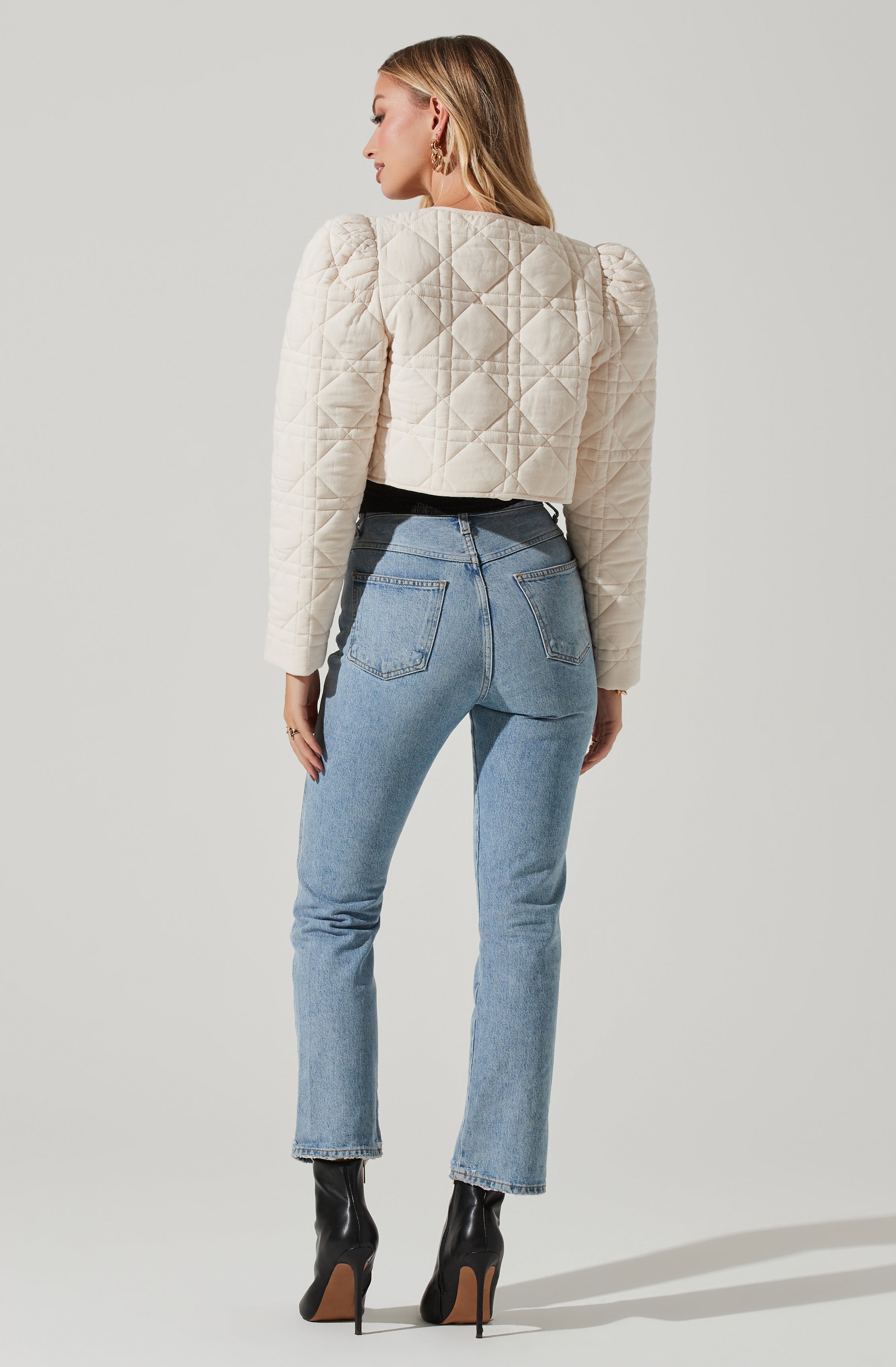 Lucia Quilted Cropped Puff Sleeve Jacket-Aljck