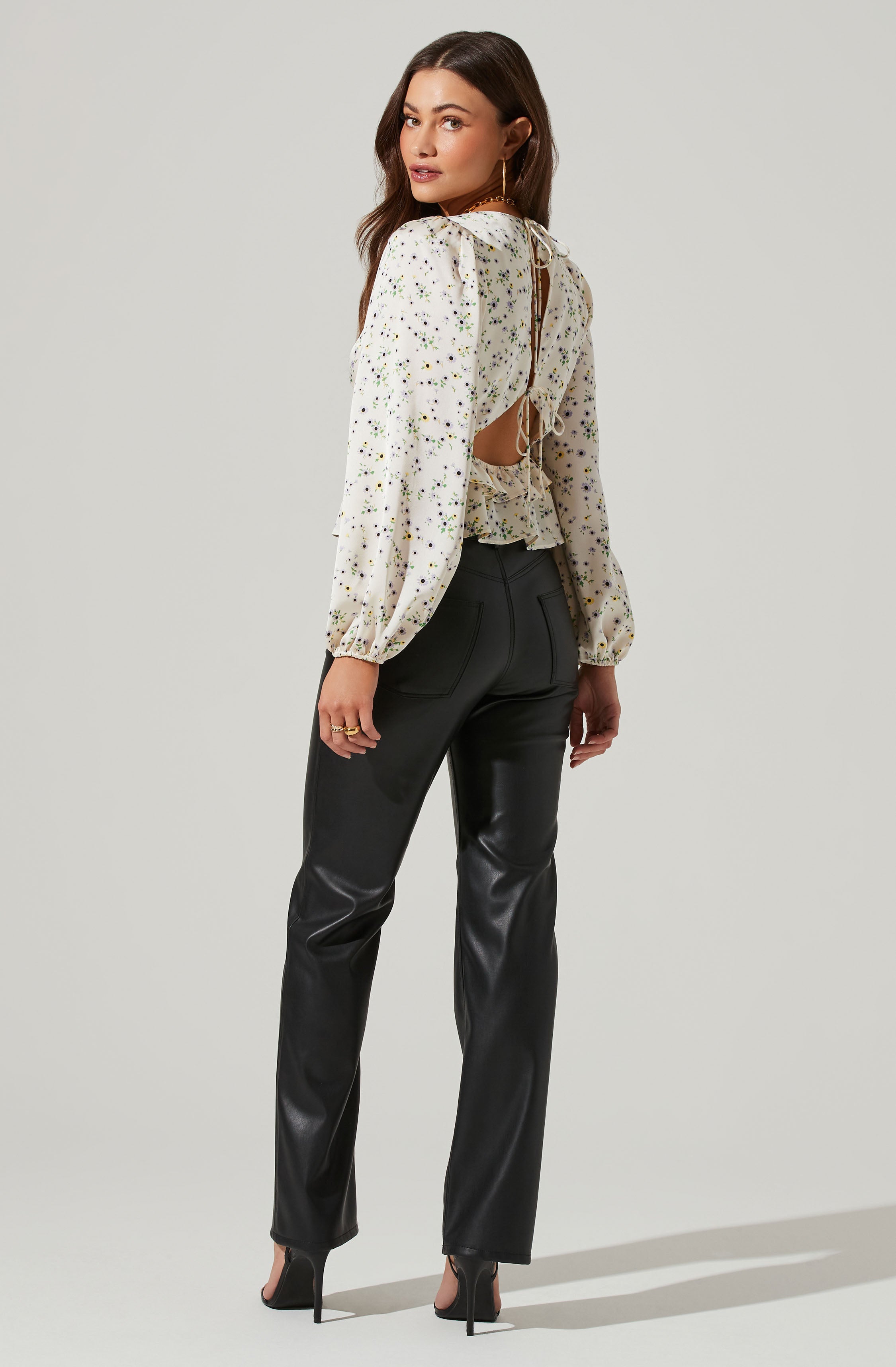 Floral Long Sleeve Tie Back Ruffle Bust Top-Aljck