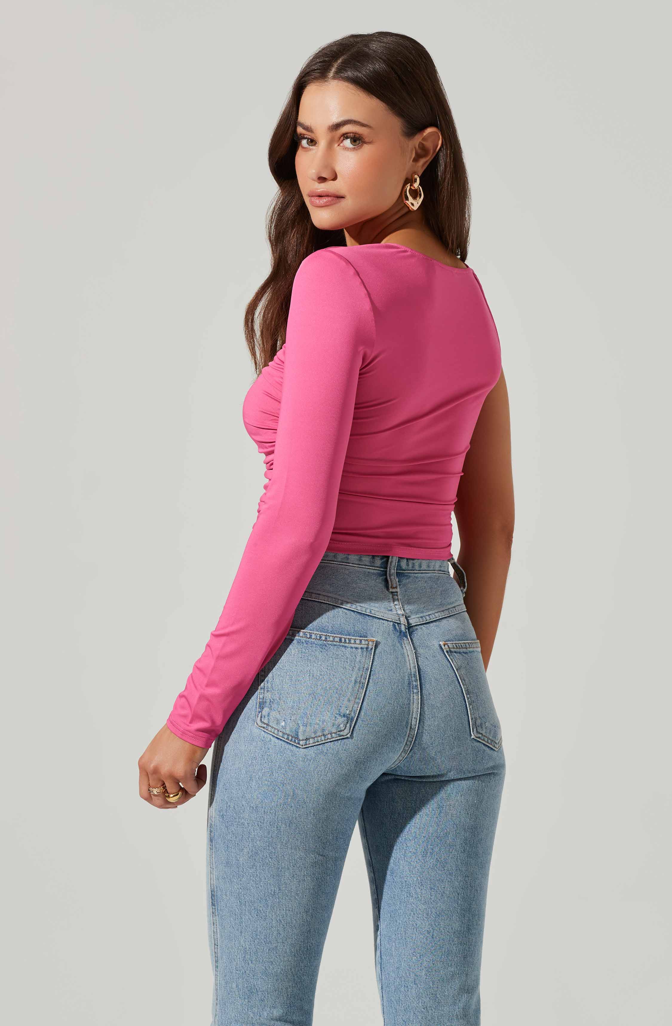 Asymmetrical Ruched One Sleeve Top-Aljck