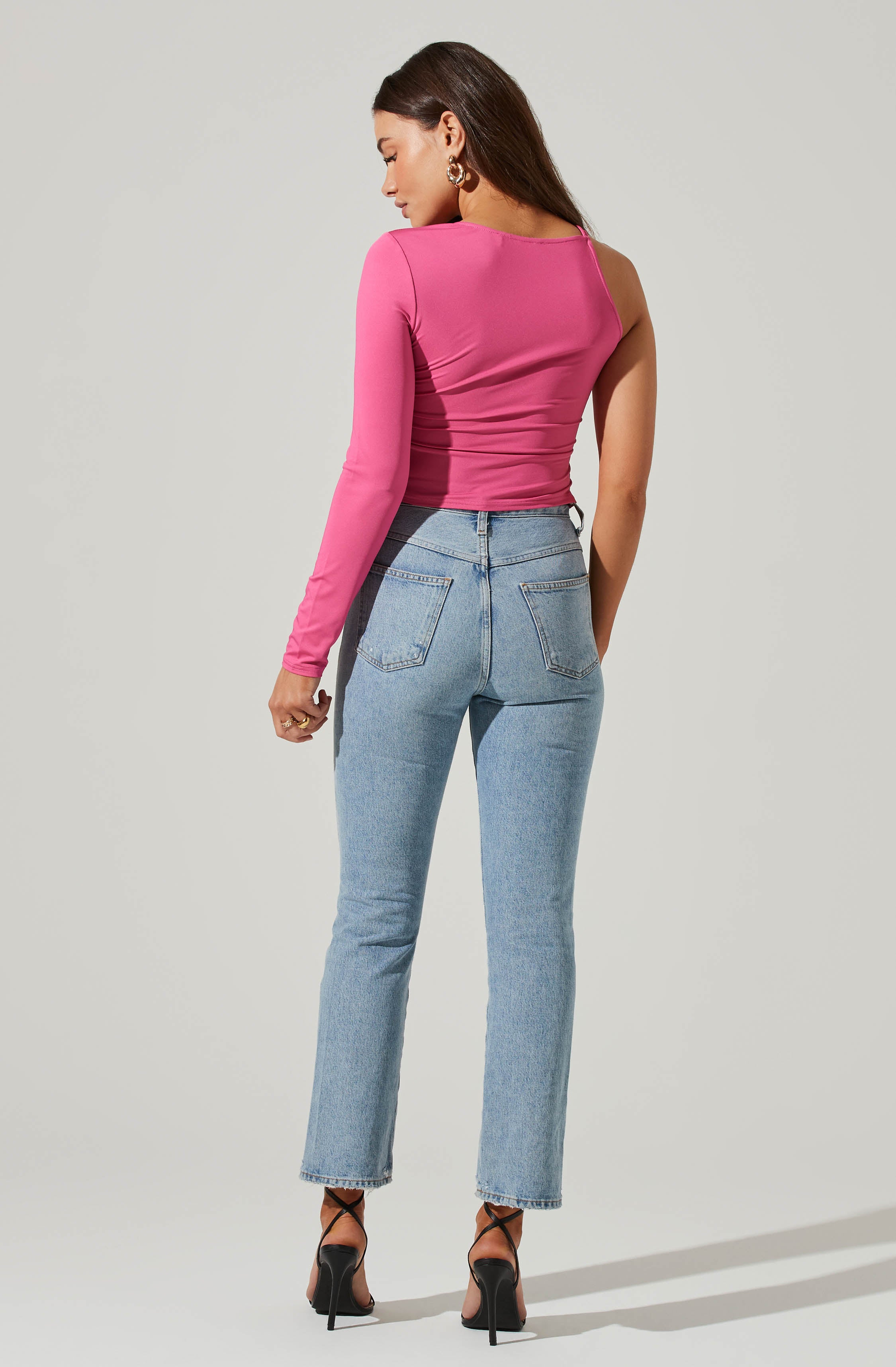 Asymmetrical Ruched One Sleeve Top-Aljck