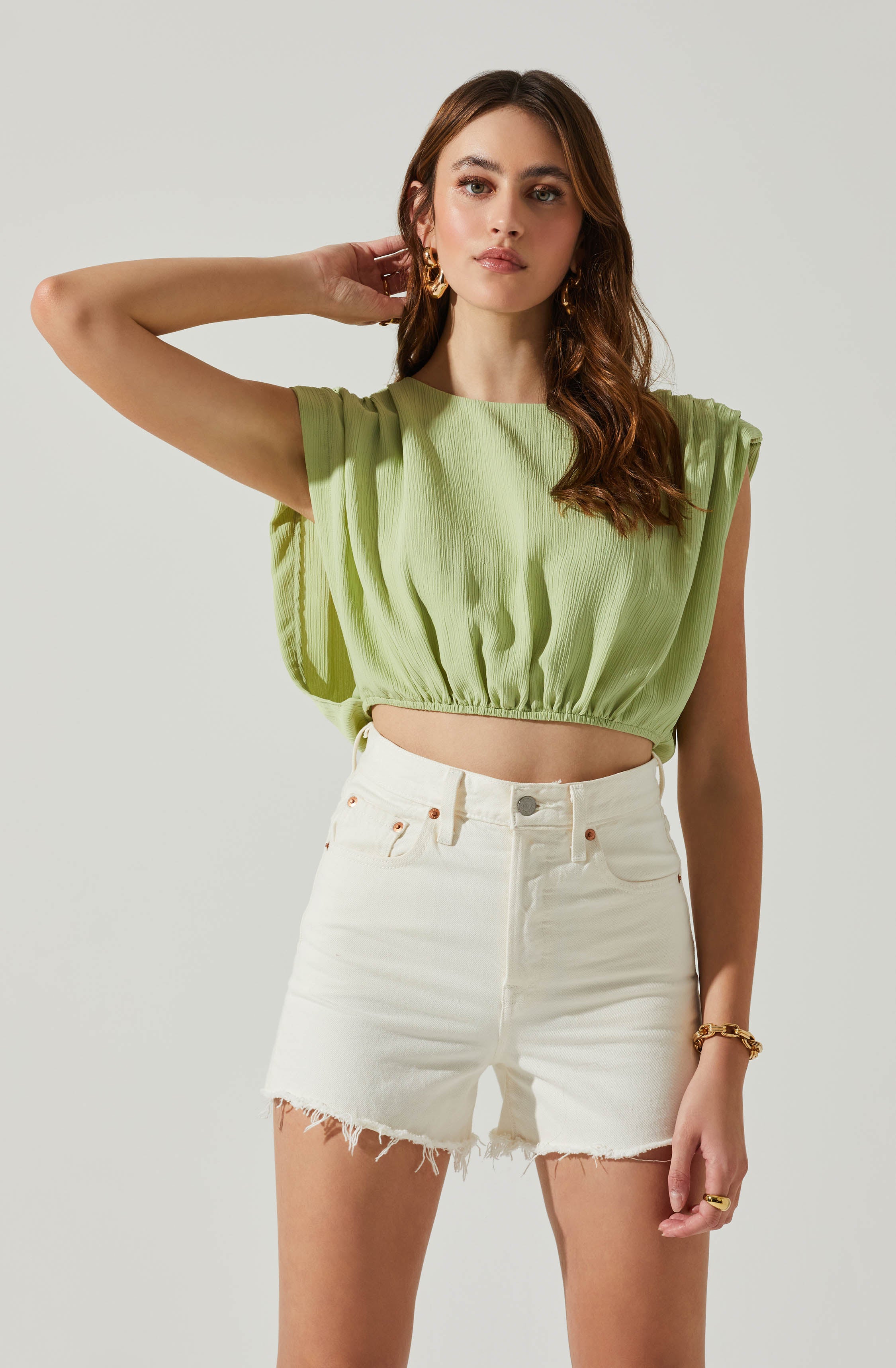 Cropped Plisse Balloon Hem Top-Aljck