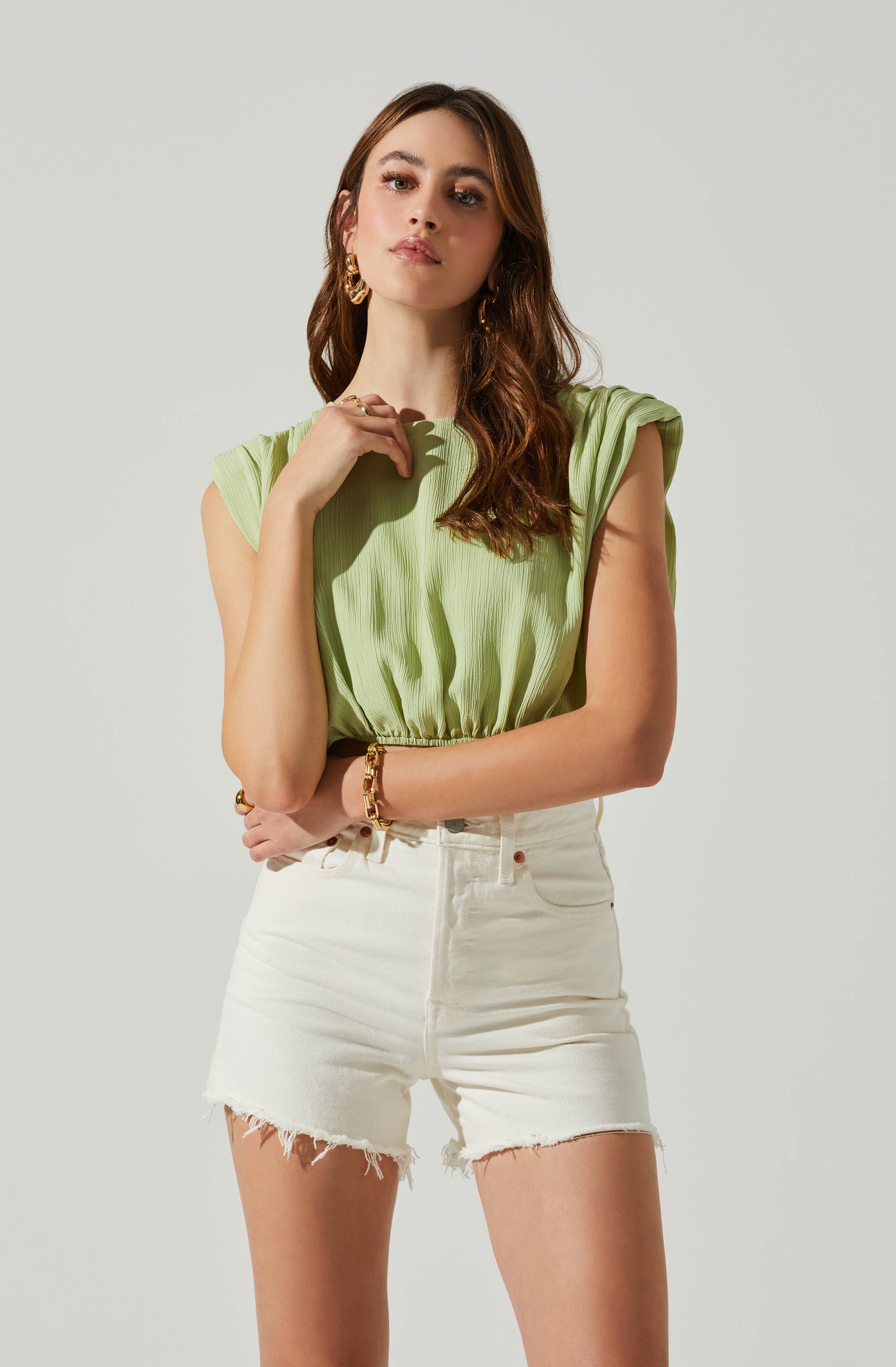 Cropped Plisse Balloon Hem Top-Aljck