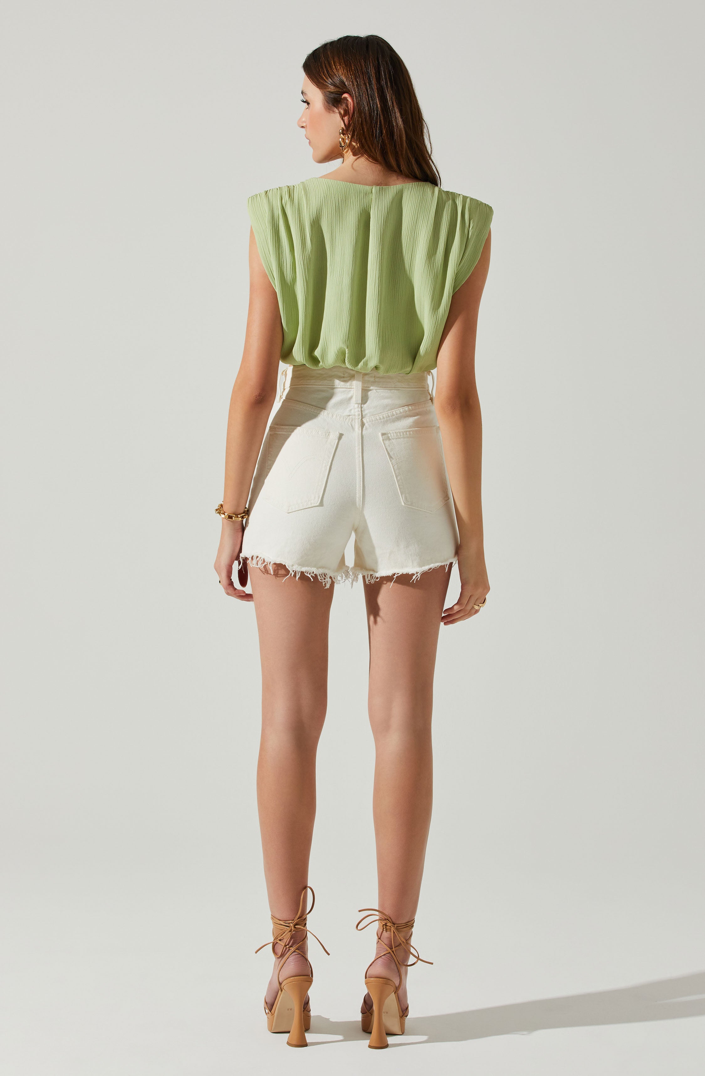 Cropped Plisse Balloon Hem Top-Aljck