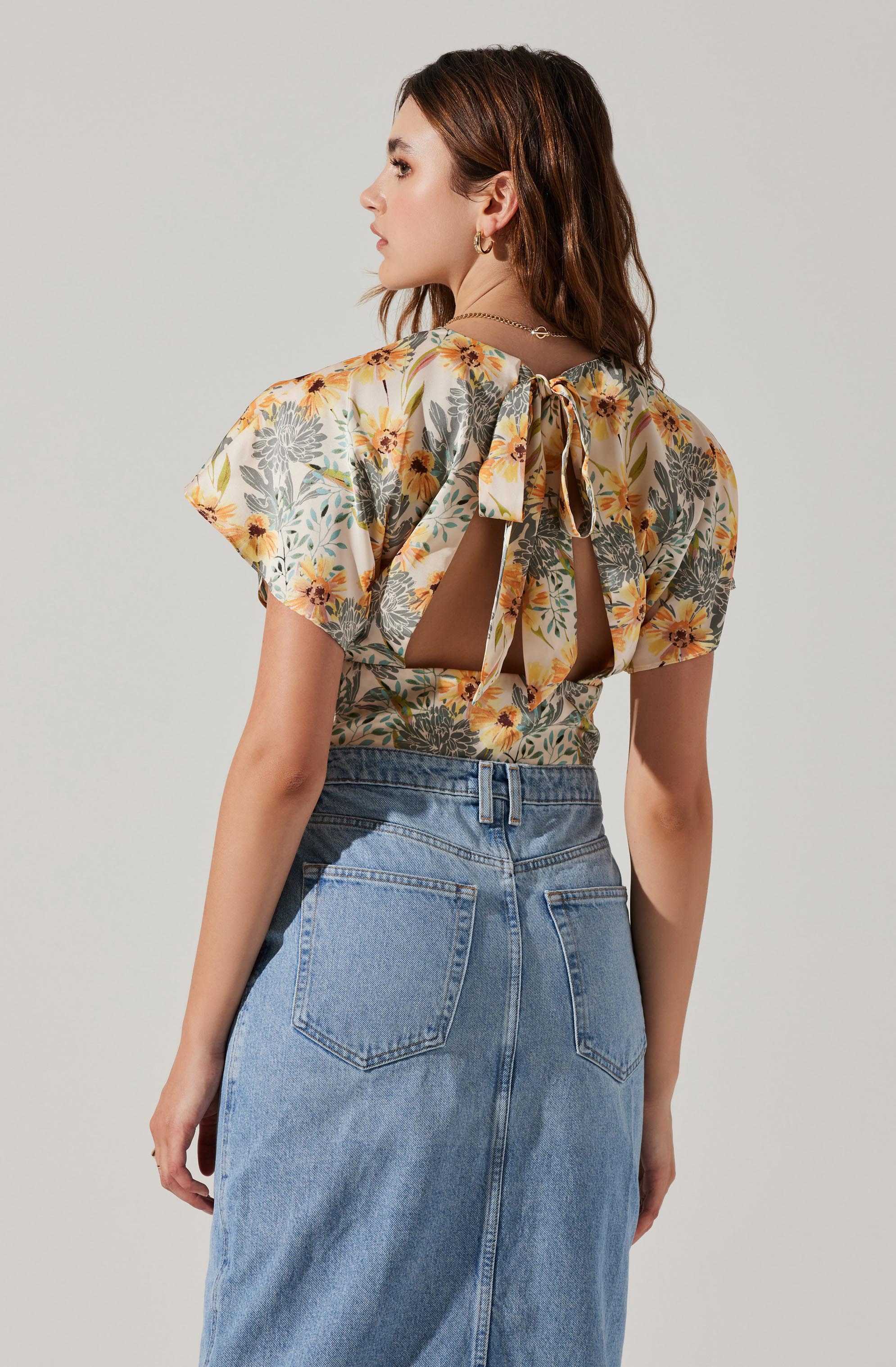 Satin Tie Back Flutter Sleeve Top-Aljck