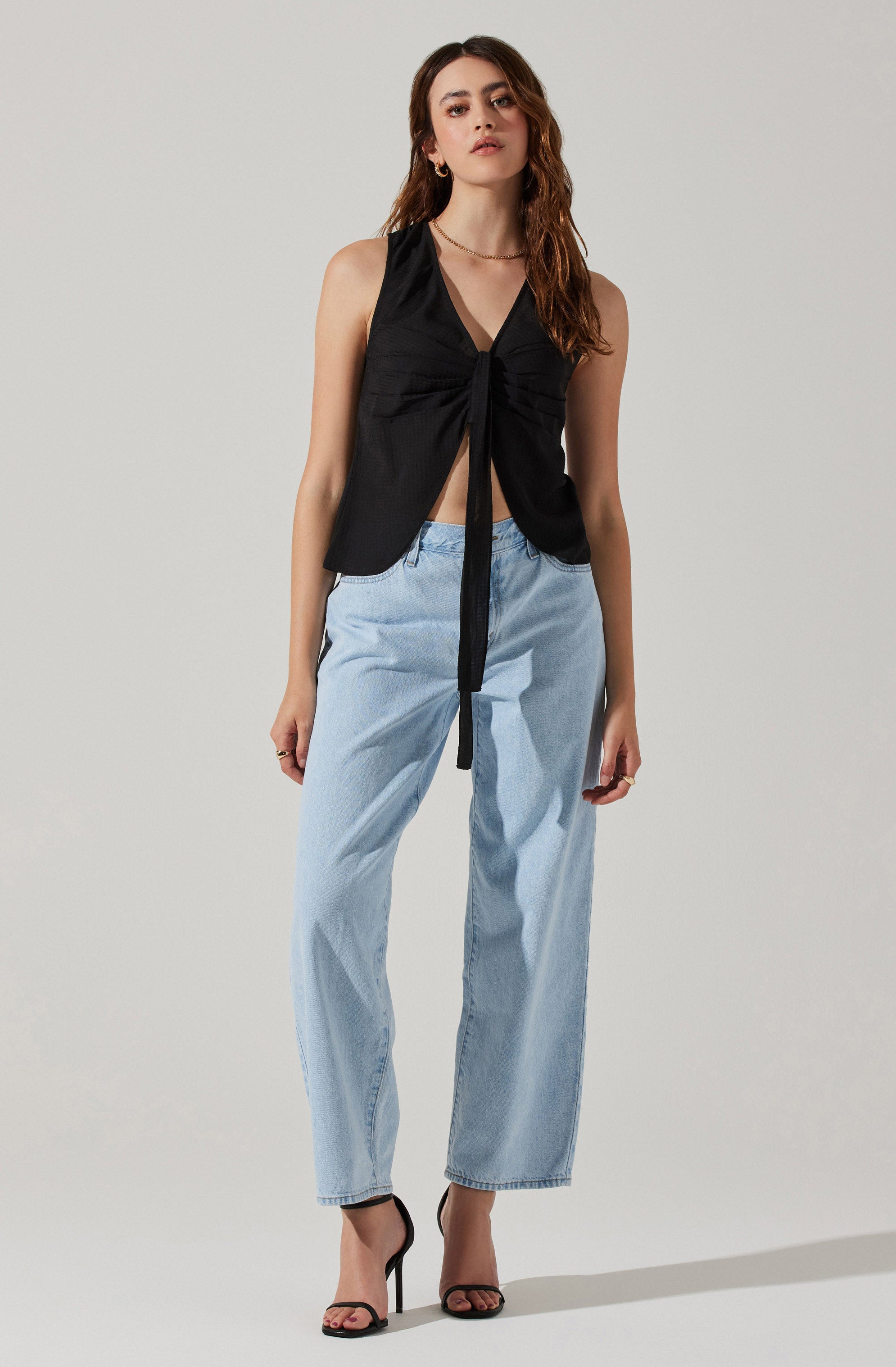 Ruched Front V-Neck Top-Aljck