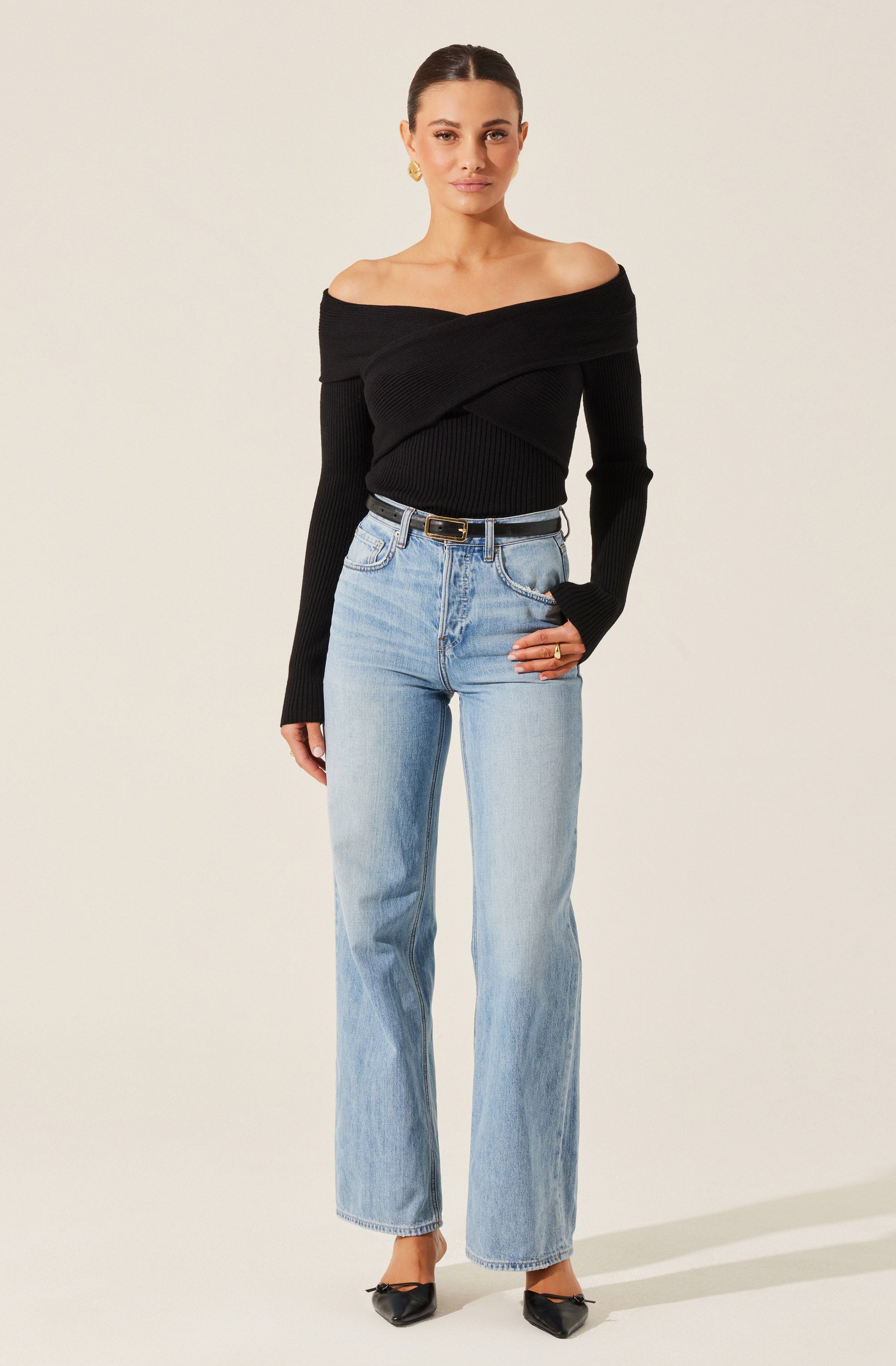 Off Shoulder Crossover Sweater-Aljck