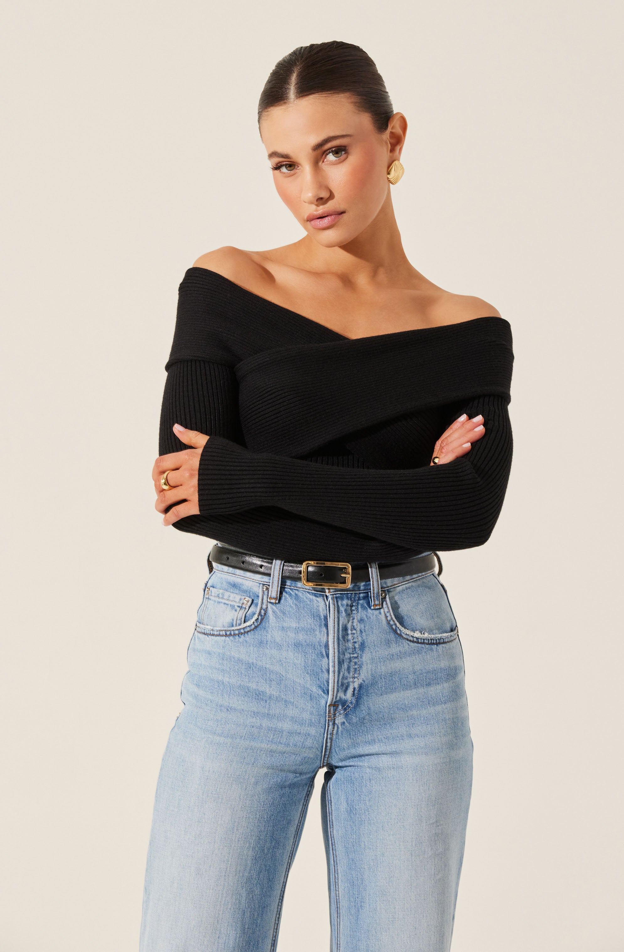 Off Shoulder Crossover Sweater-Aljck