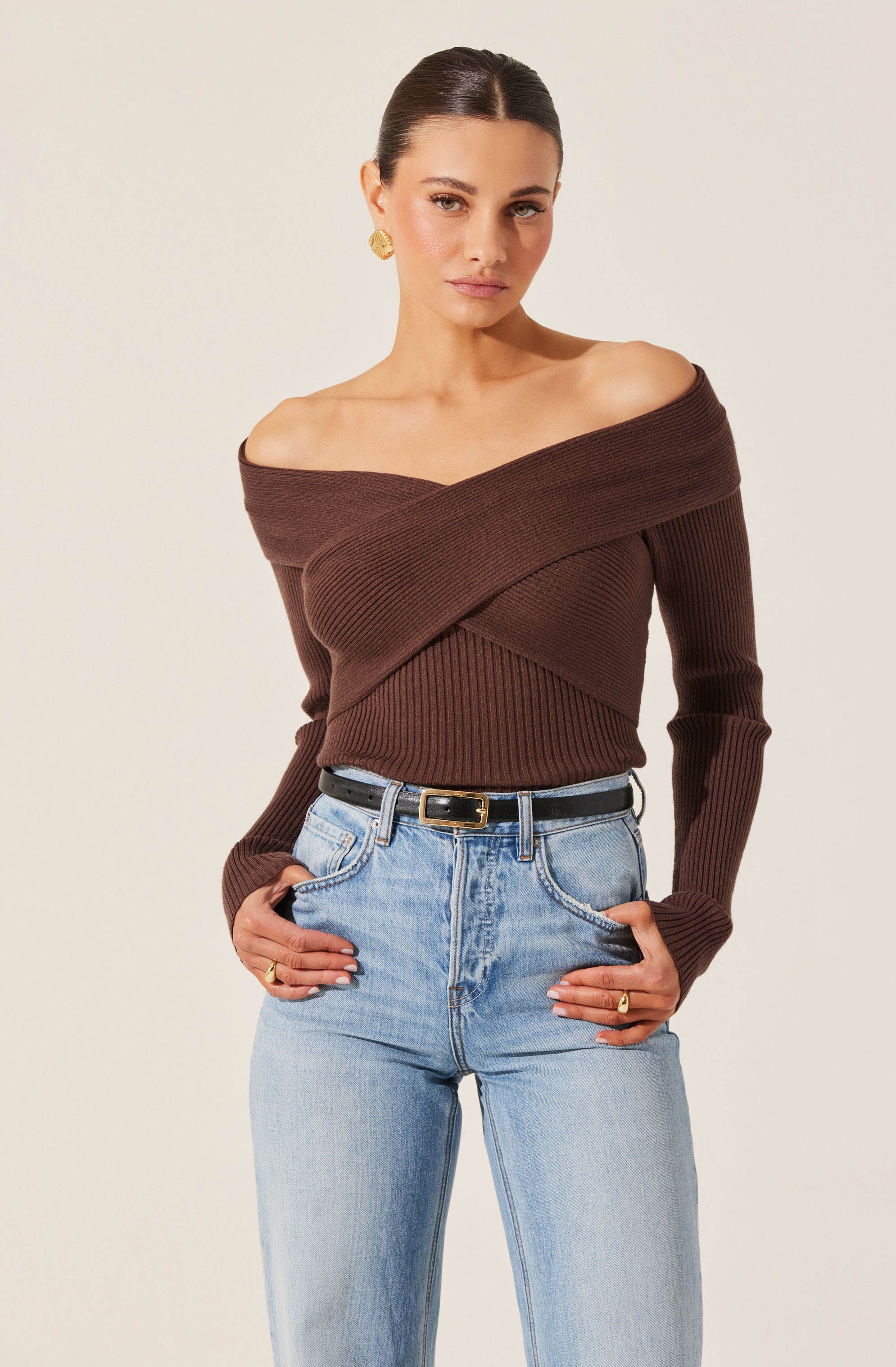 Off Shoulder Crossover Sweater-Aljck
