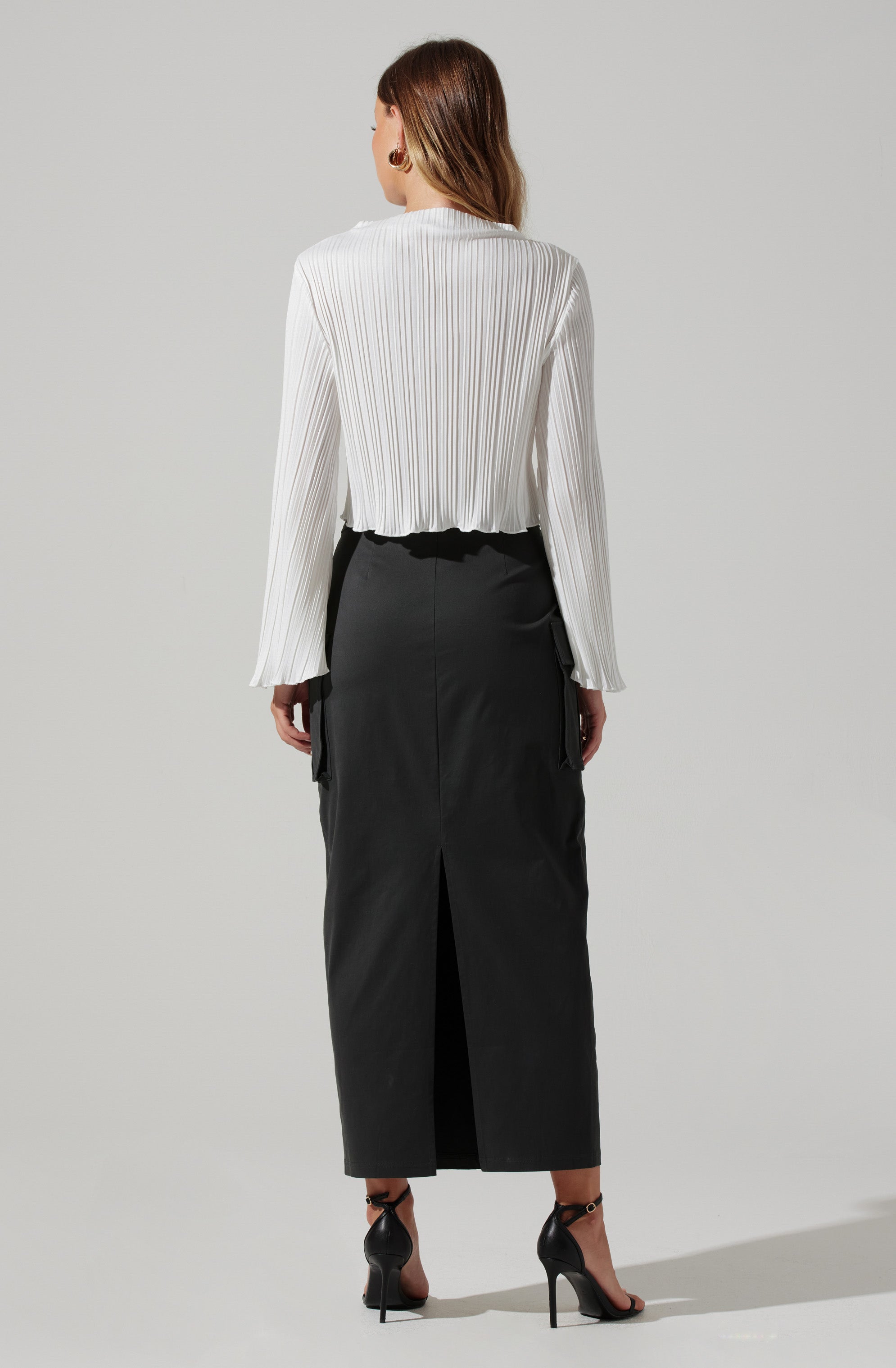 Cropped Plisse Mock Neck Top-Aljck