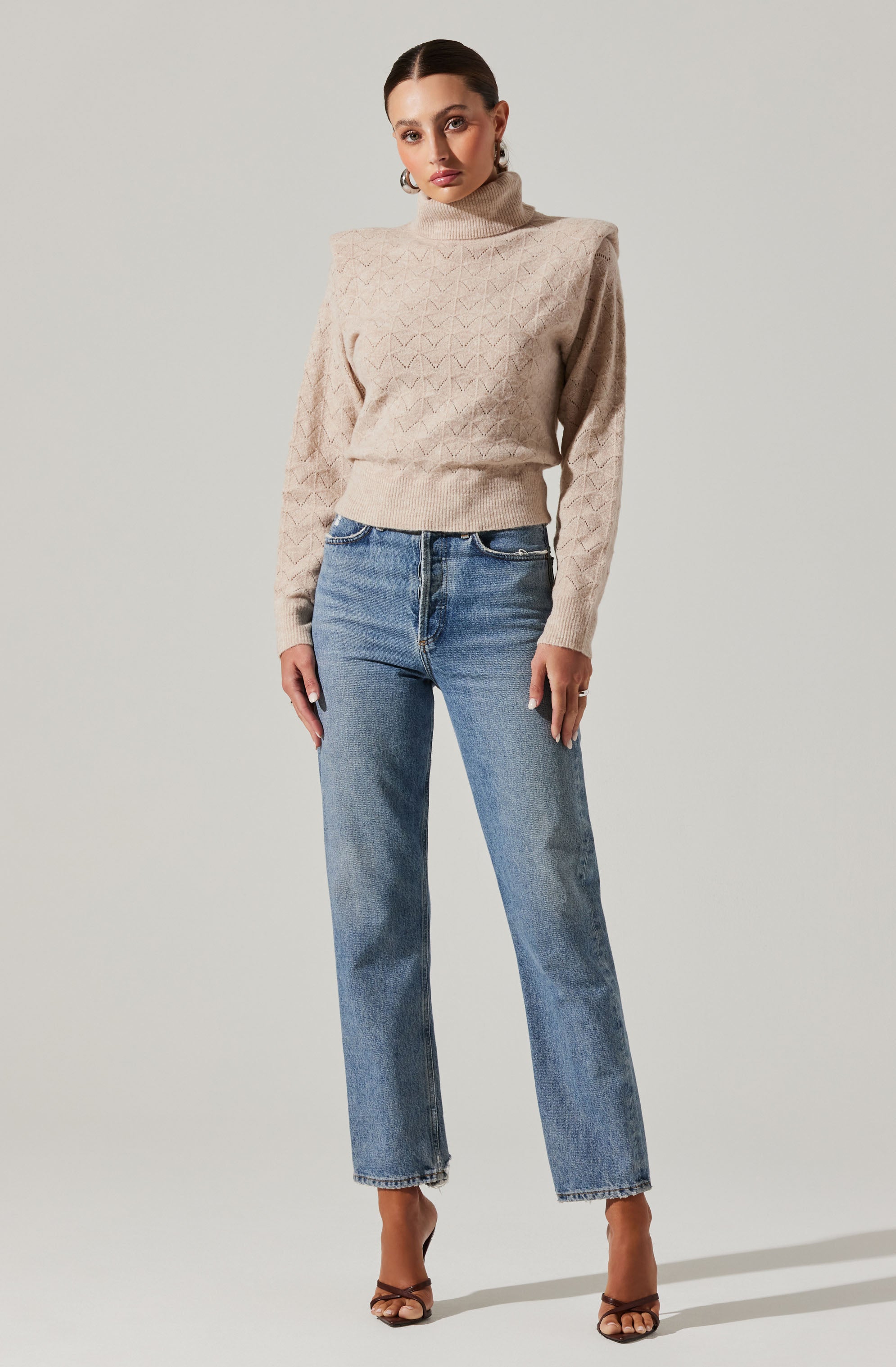 Textured Turtleneck Sweater-Aljck