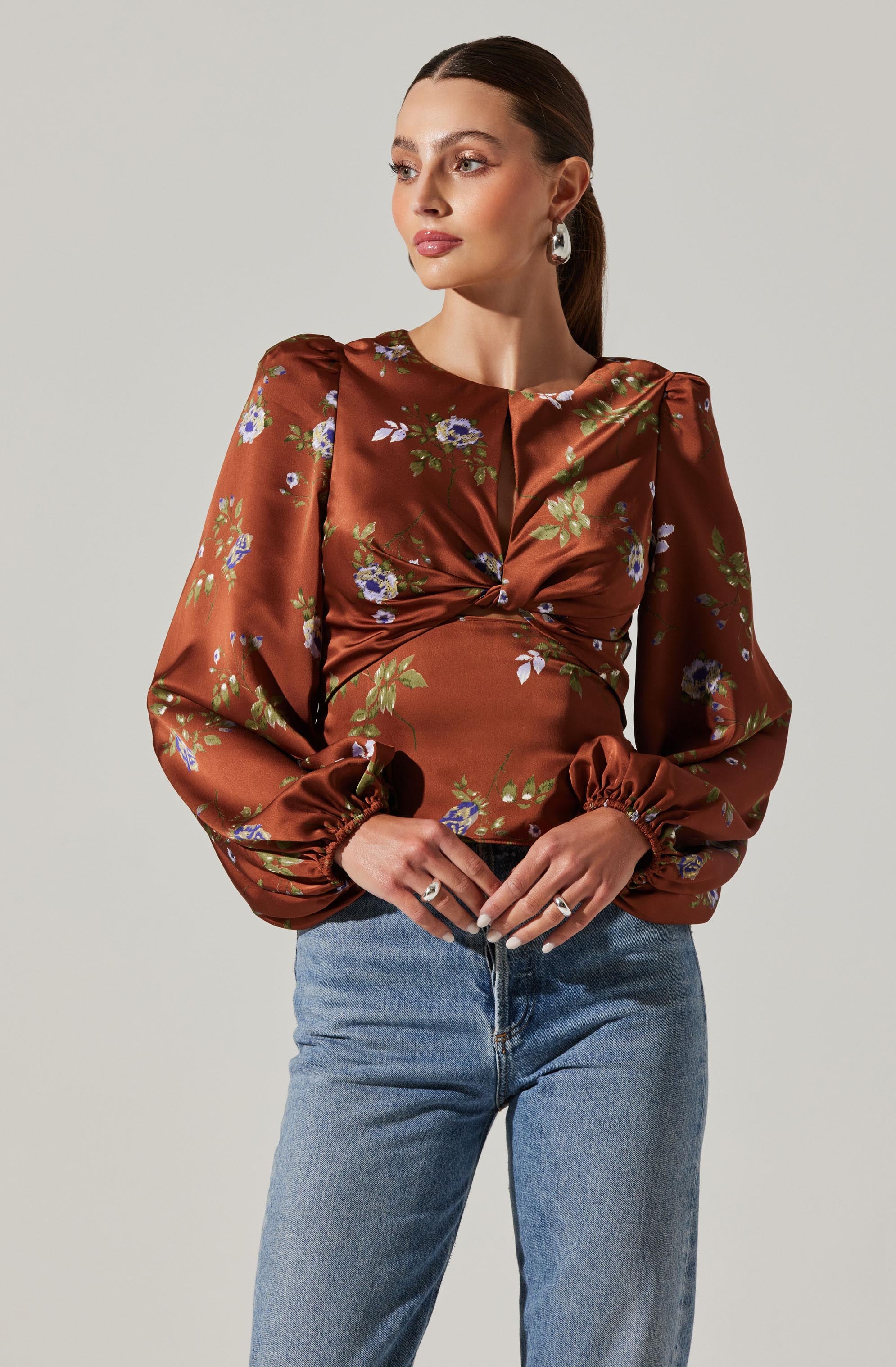 Bishop Sleeve Twist Floral Top-Aljck