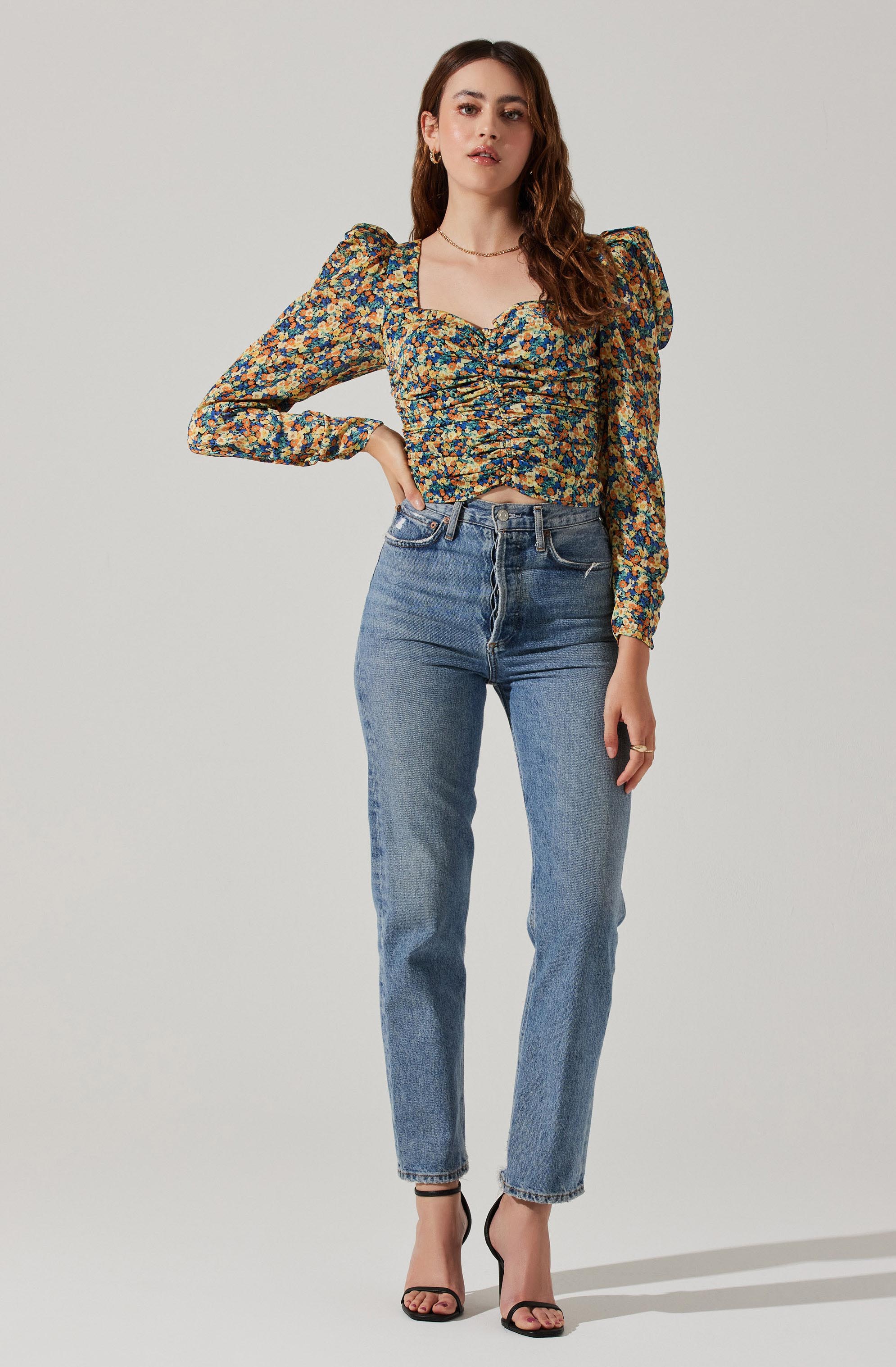 Long Sleeve Floral Ruched Top-Aljck