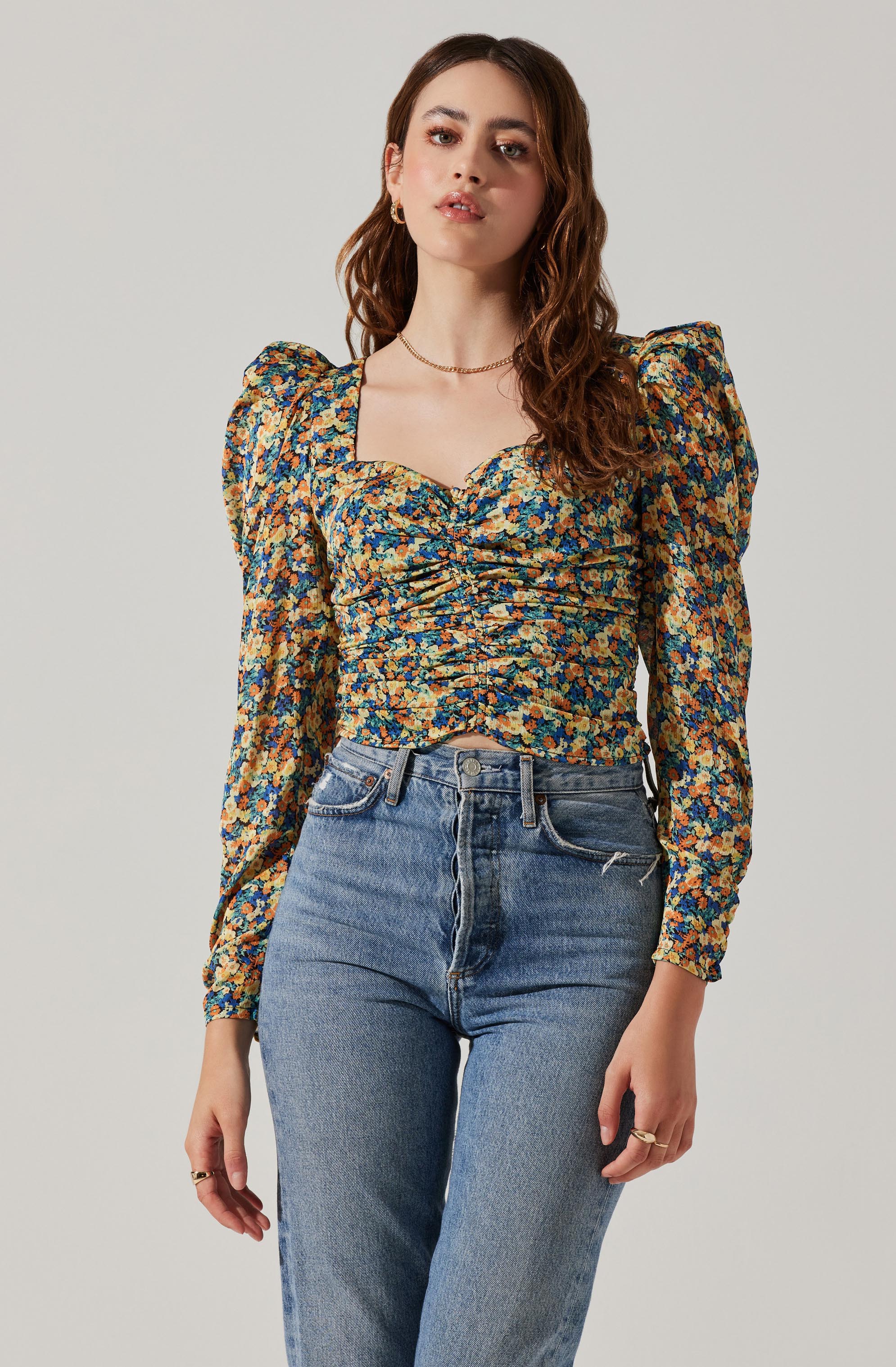 Long Sleeve Floral Ruched Top-Aljck