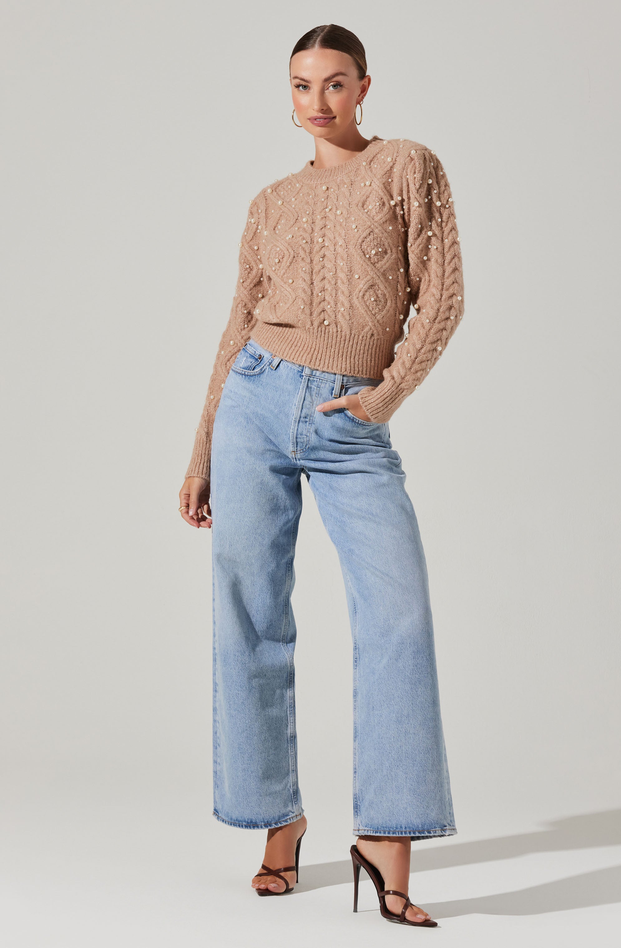 Pearl Embellished Sweater-Aljck