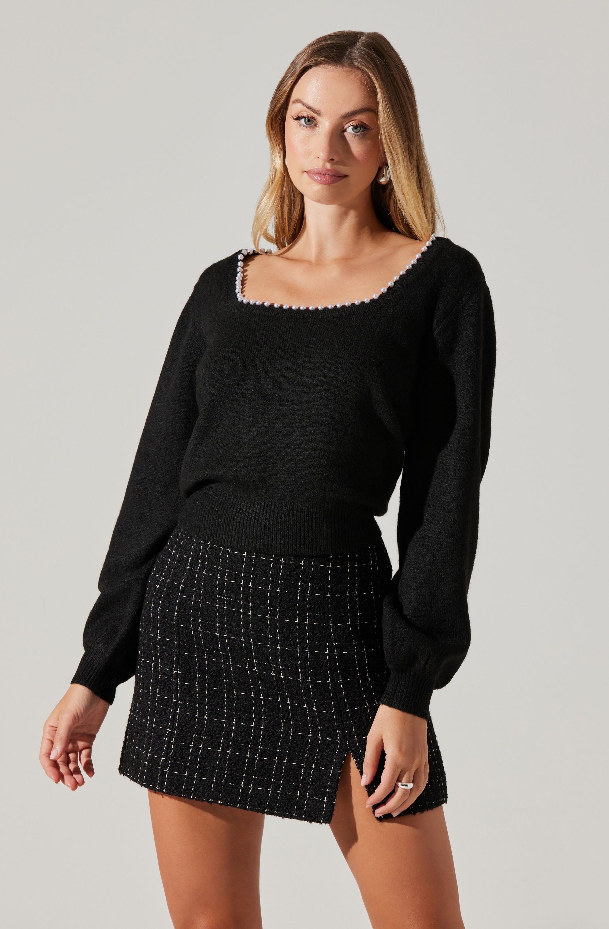 Pearl Lined Square Neck Sweater-Aljck