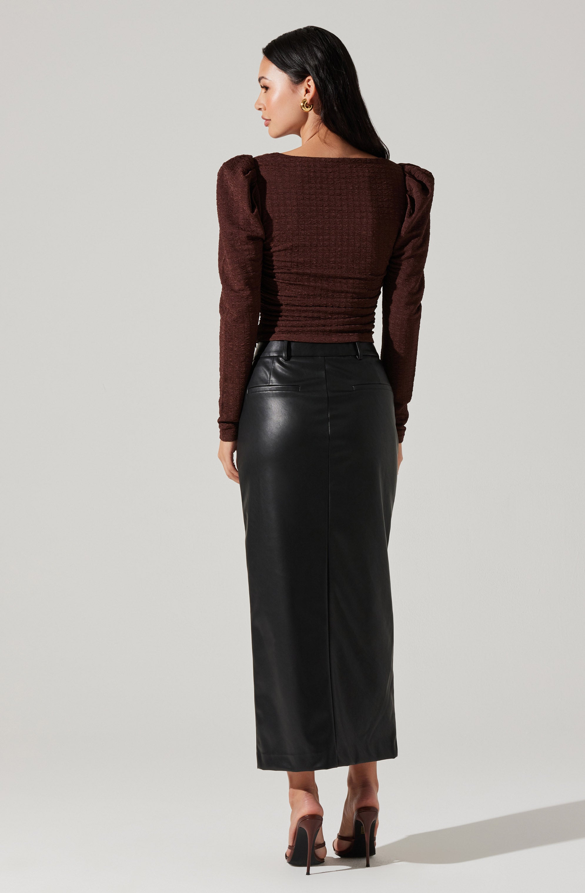 Textured Knit Puff Sleeve Top-Aljck