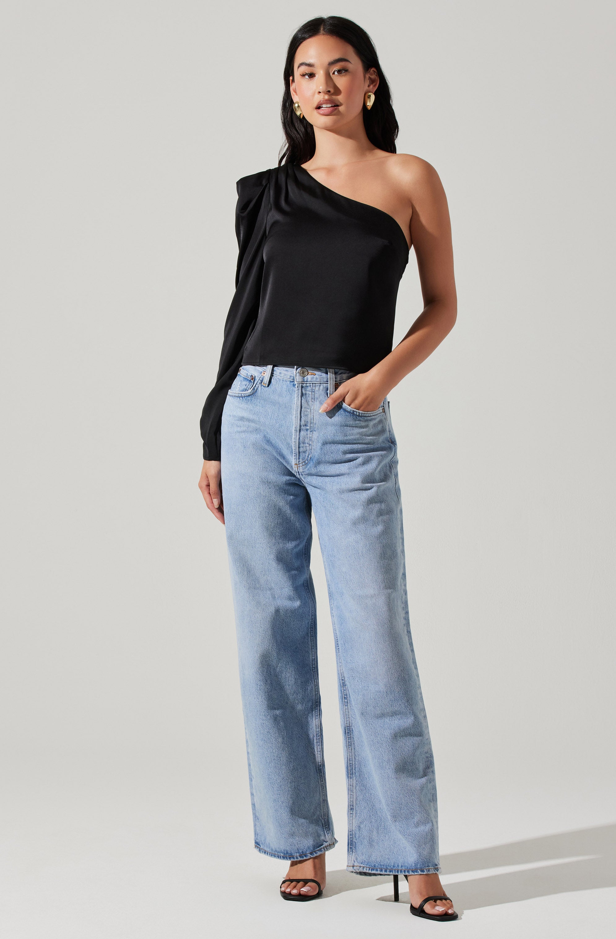 Asymmetrical Puff Sleeve Top-Aljck
