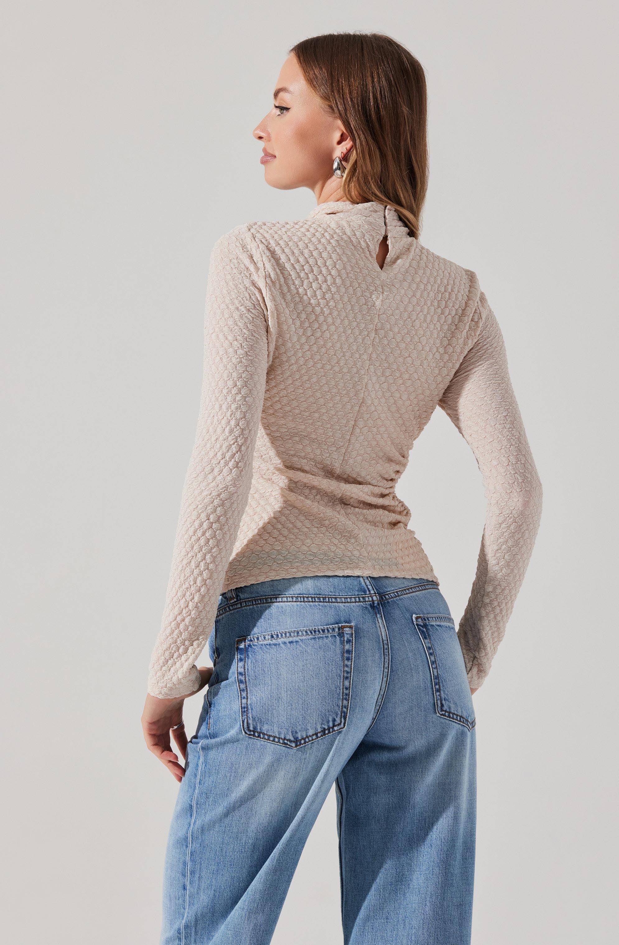 Textured Cutout Long Sleeve Top-Aljck