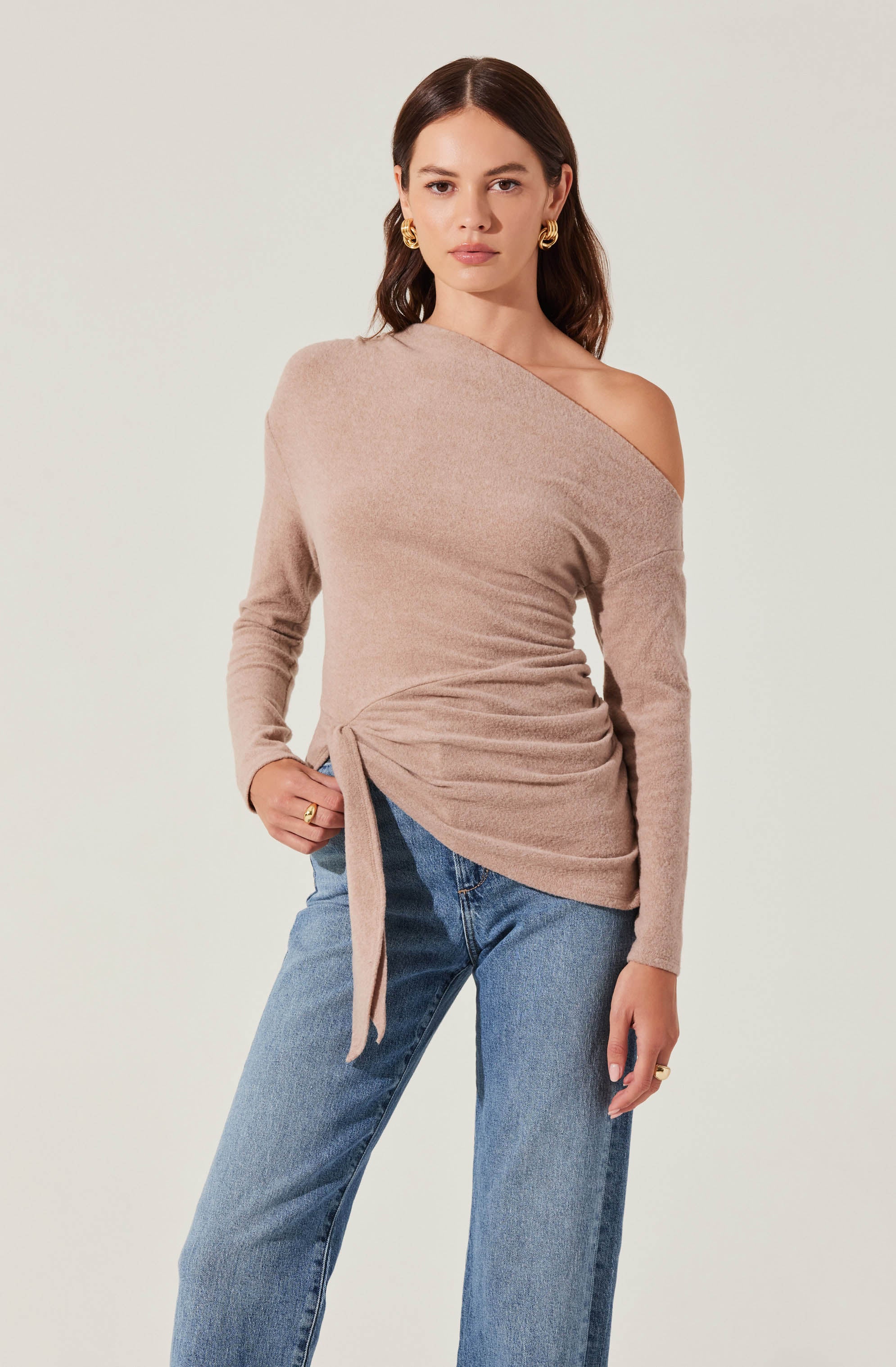 Asymmetrical Off Shoulder Tie Knit Top-Aljck