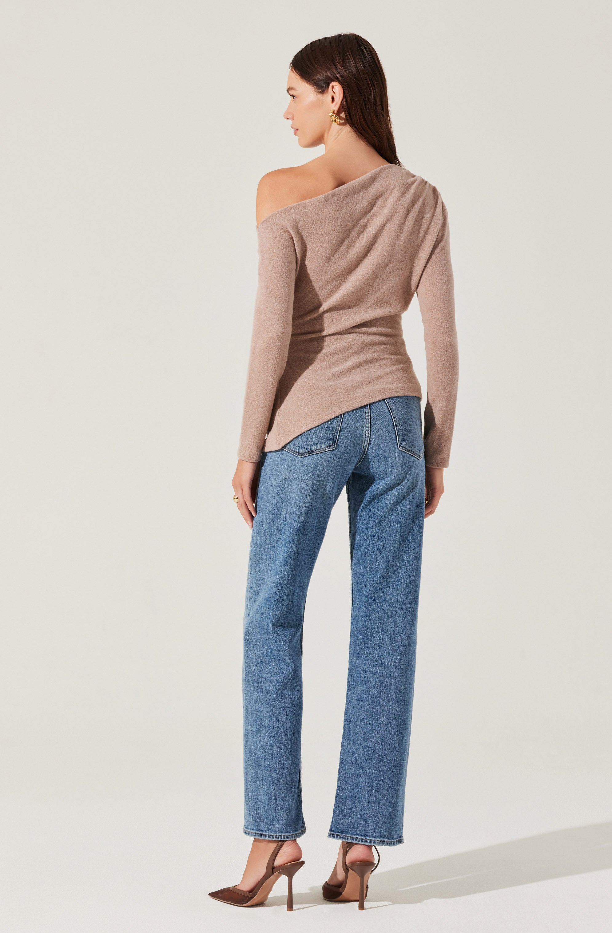 Asymmetrical Off Shoulder Tie Knit Top-Aljck