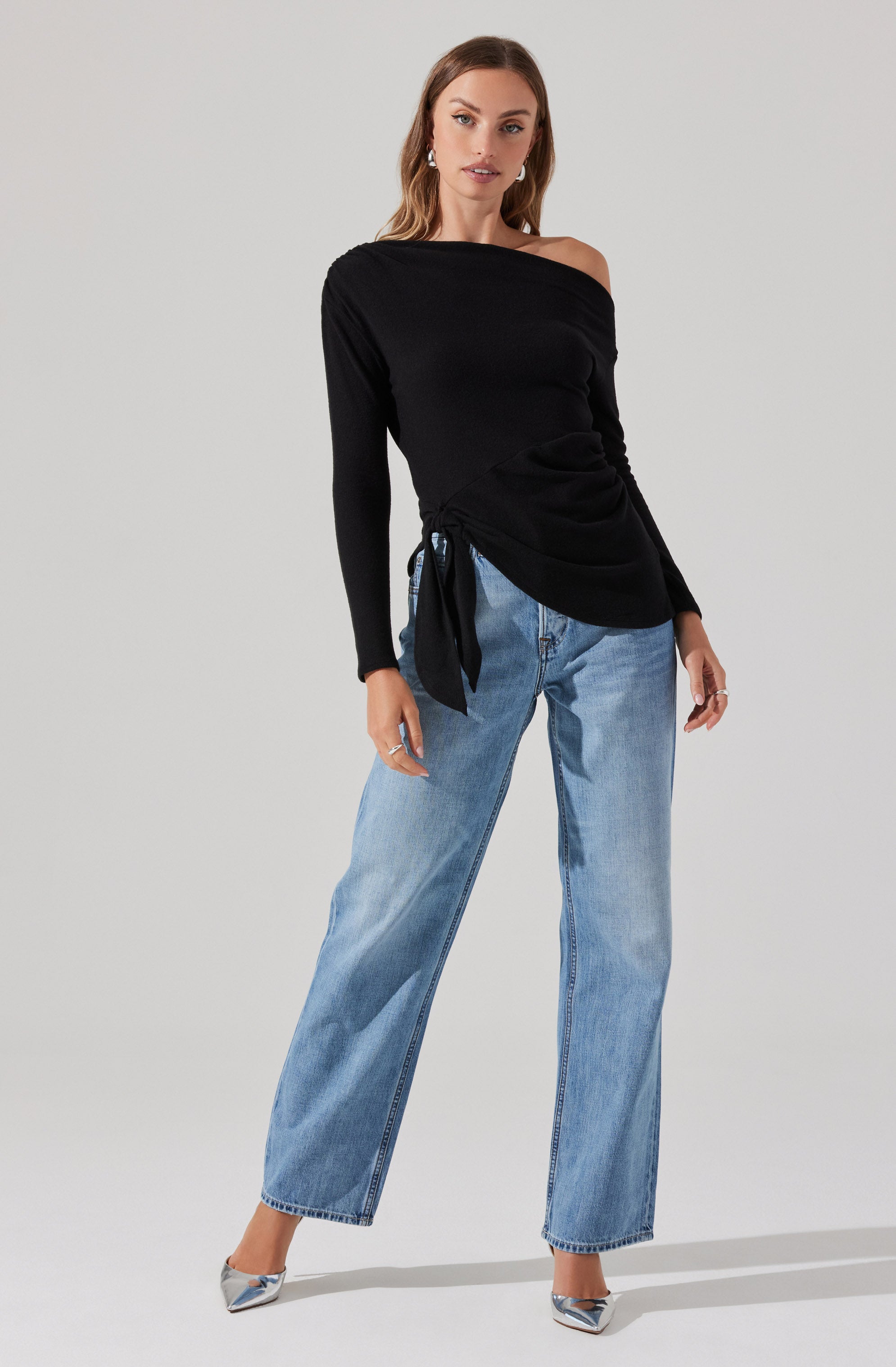 Asymmetrical Off Shoulder Tie Knit Top-Aljck