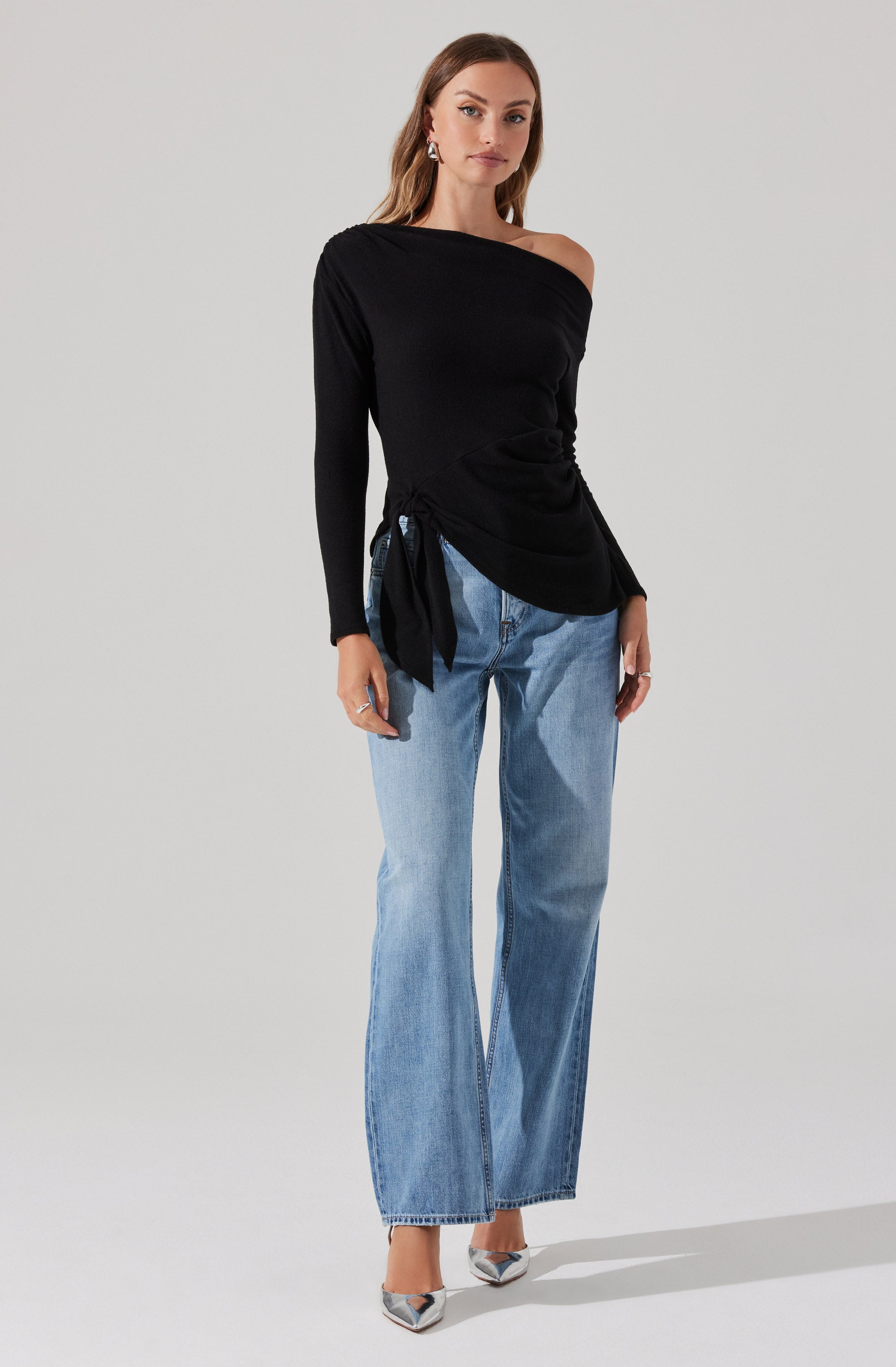 Asymmetrical Off Shoulder Tie Knit Top-Aljck