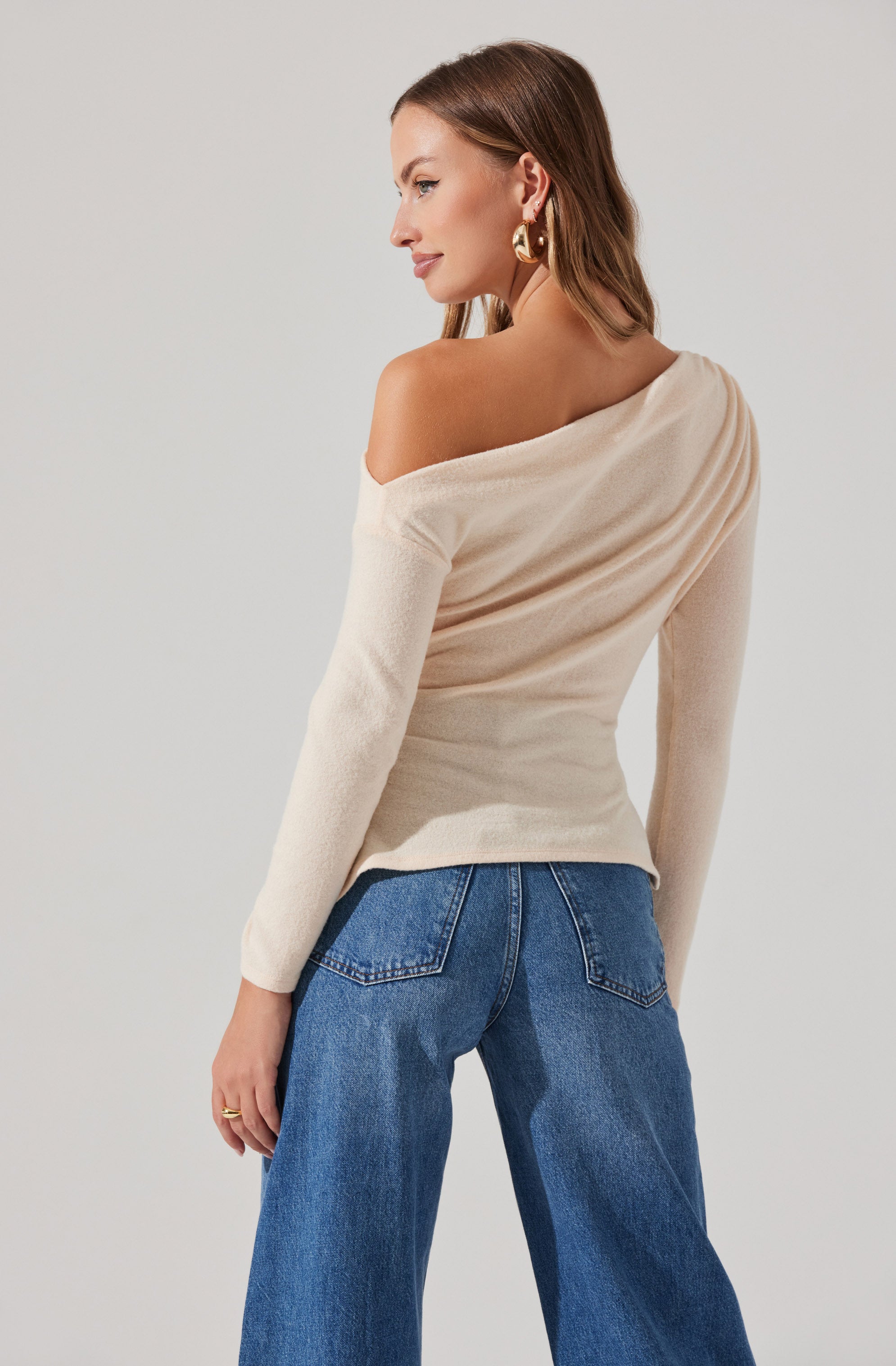 Asymmetrical Off Shoulder Tie Knit Top-Aljck