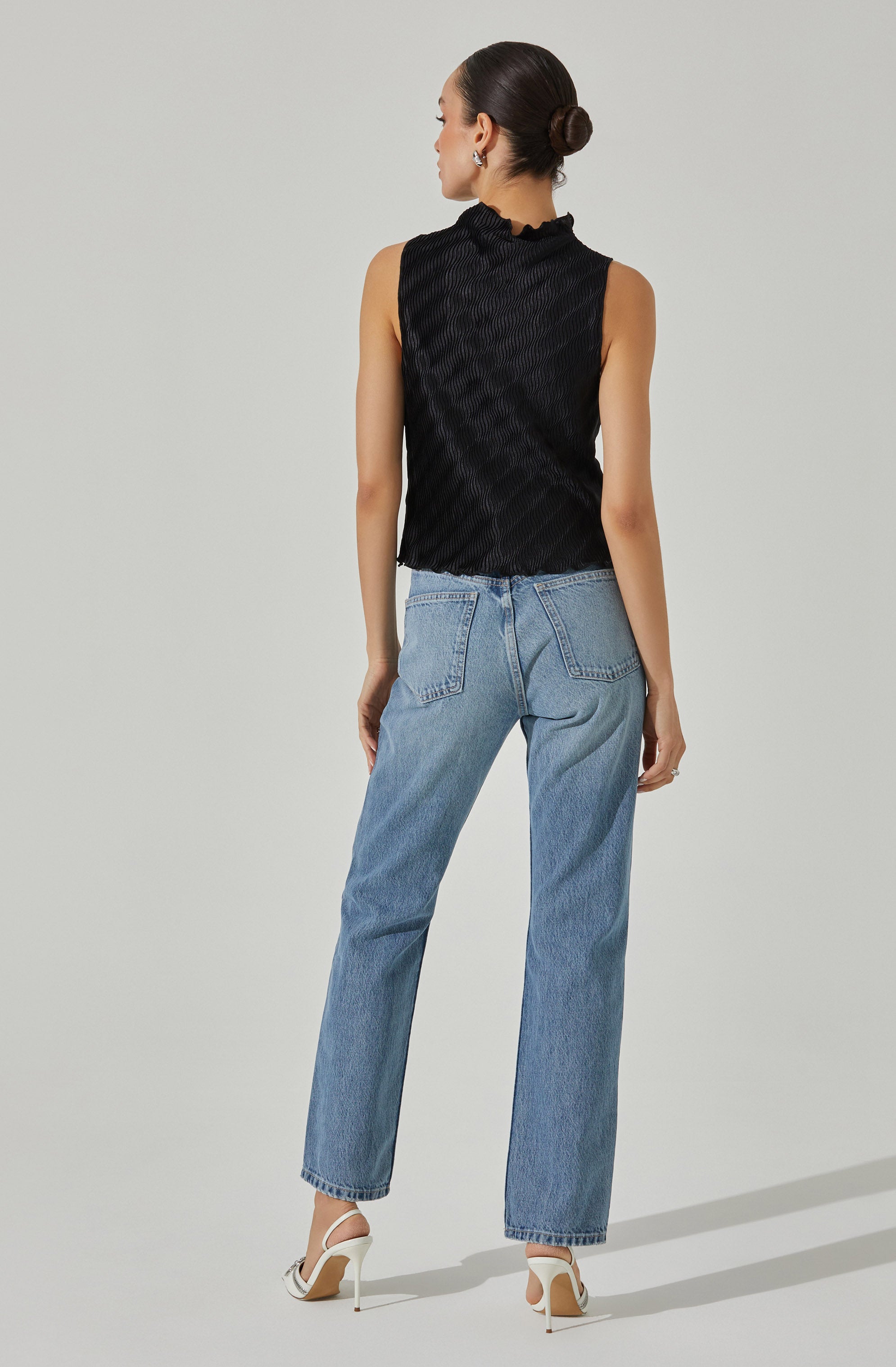 Plisse Sleeveless Mock Neck Top-Aljck